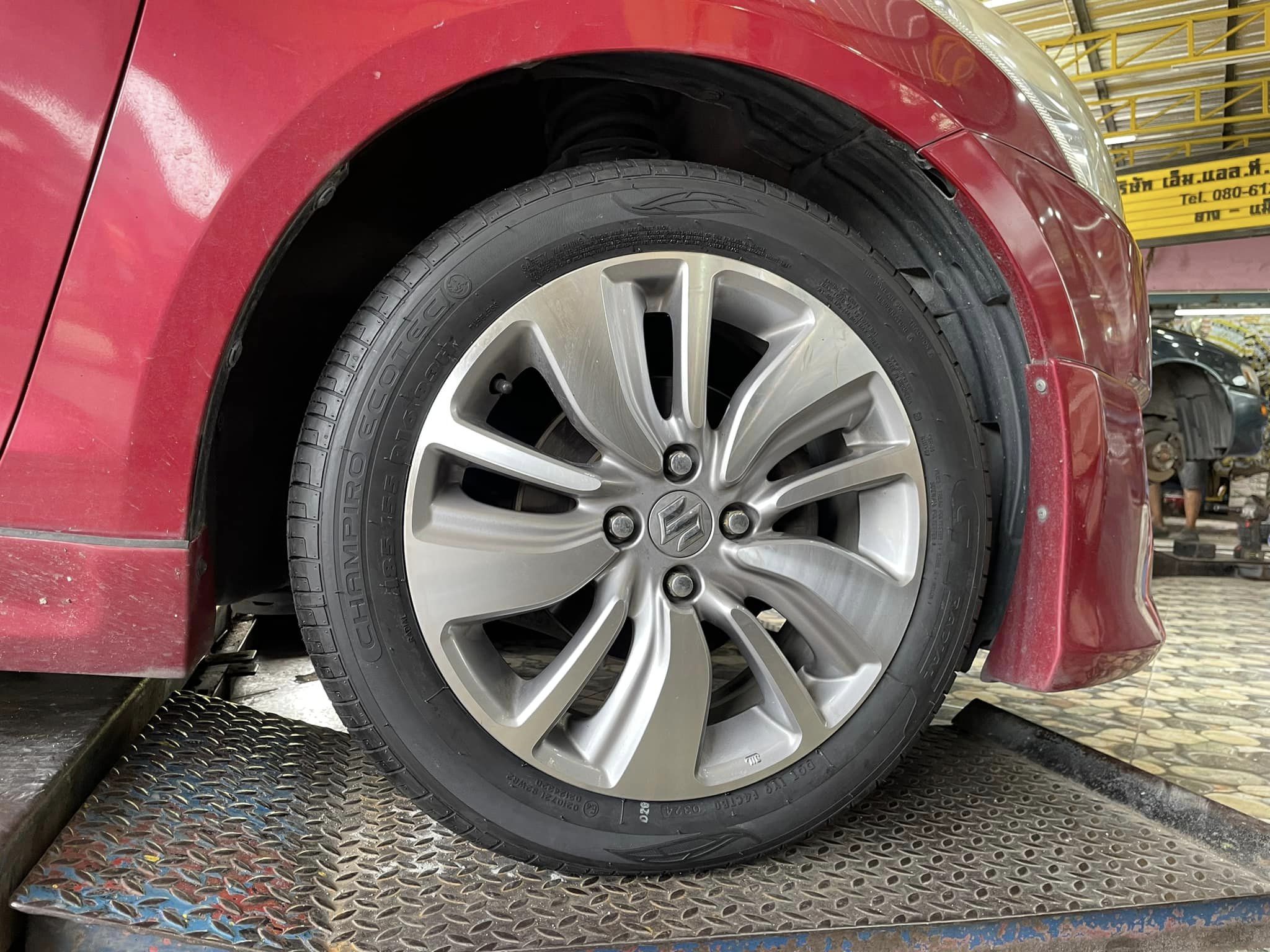 🚘 #SUZUKI_SWIFTเปลี่ยนยาง 🛞 #GT RADIAL ECOTEC 185/55R16 🛞 #บริการตั้งศูนย์✔️