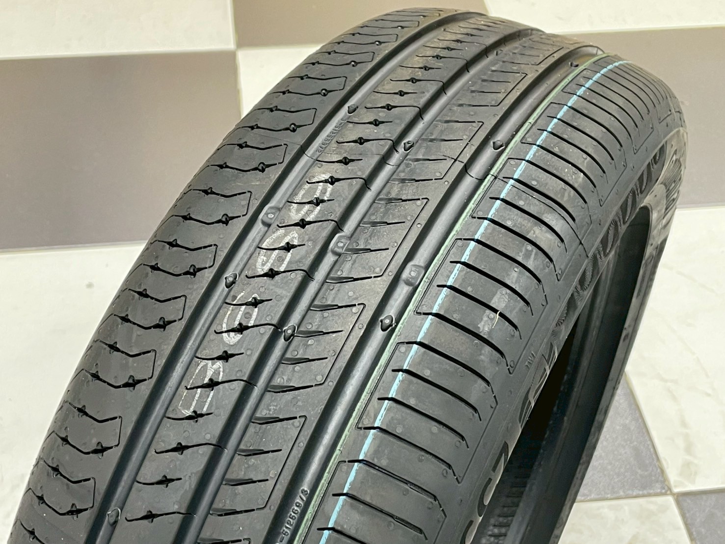 ยาง Continental ComfortContact CC7 ขนาด 185/55R16 ยางใหม่ปี2025