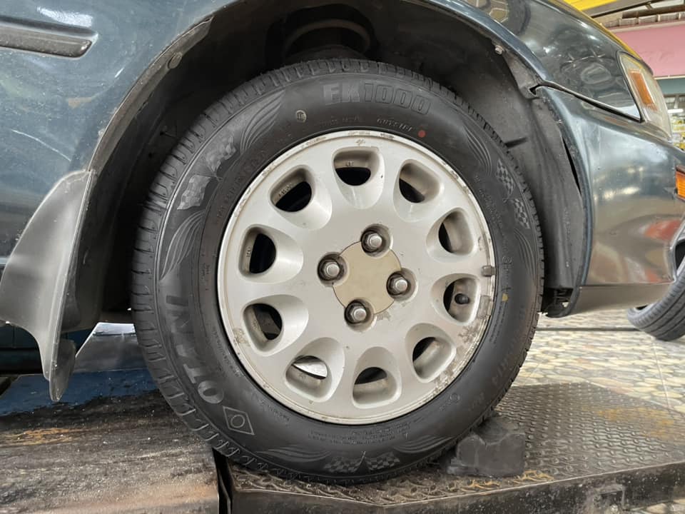 🚘 #TOYOTA_COROLLA เปลี่ยนยาง #OTANI #EK1000 185/65R14🔥 🔥🔥 #บริการตั้งศูนย์❤️