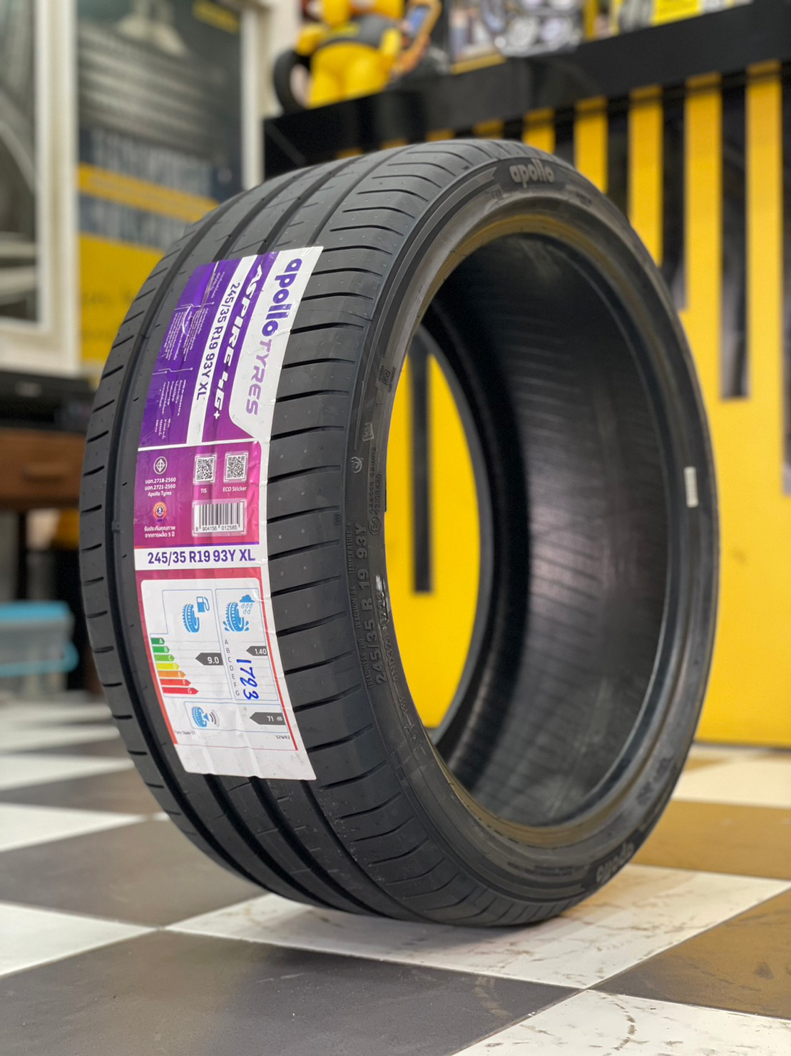 Apollo 245/35R19 Aspire4G ยางใหม่ปี2023