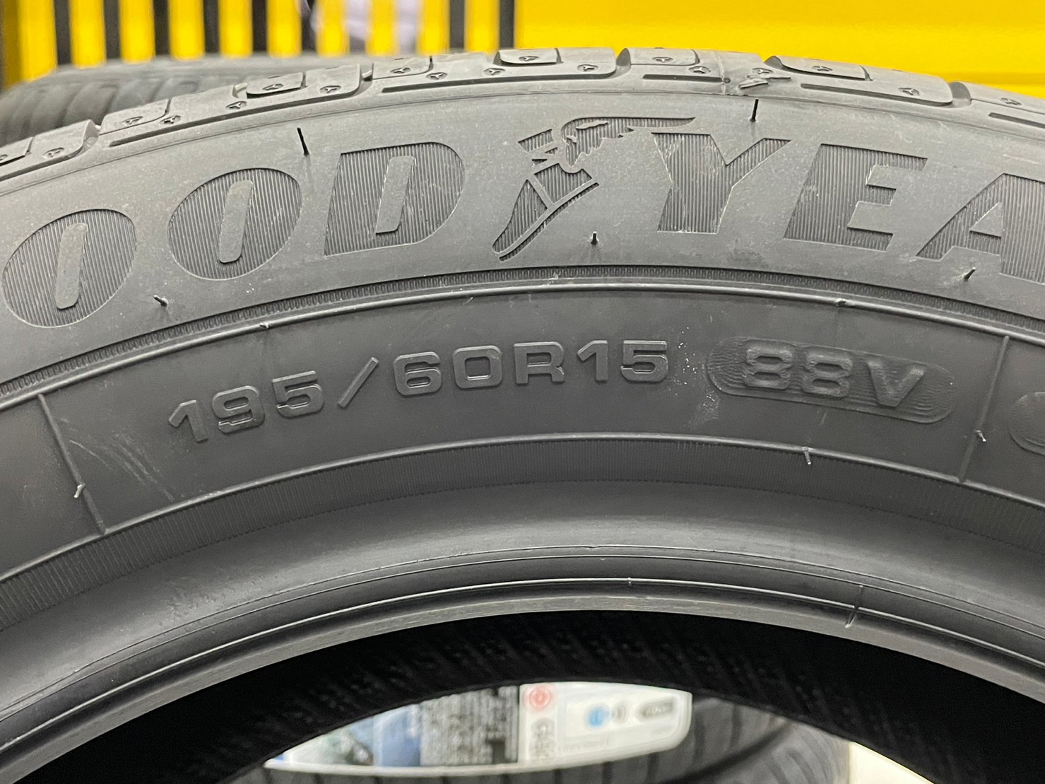 195/60R15 GOODYEAR รุ่น #ASSURANCE DURAPLUS 2 🔥 🔥🔥🔥