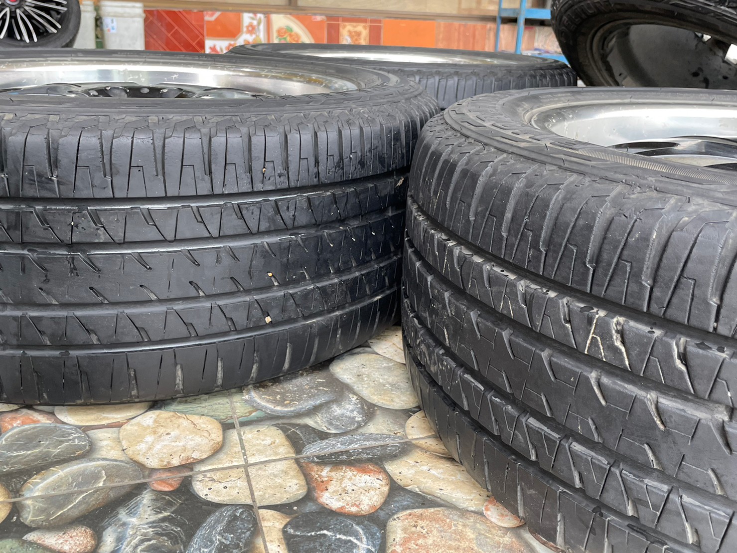 #ล้อแม็กซ์มือสองขอบ20 #Infinity 20x9 ET20 #6x139.7 สีดำขอบเงาพร้อมยาง 265/50R20 ยางปี20