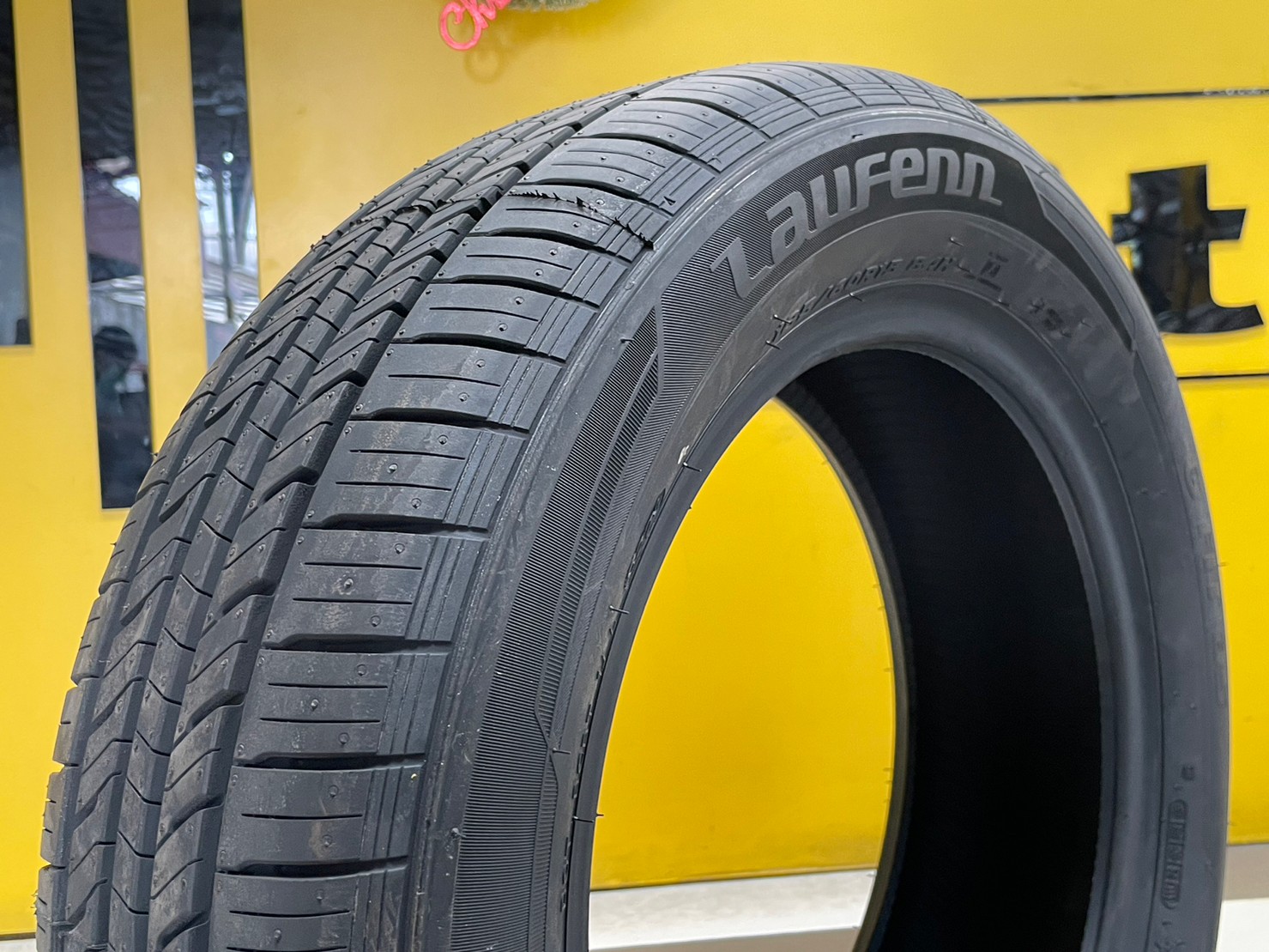 ยางใหม่ Laufenn S Fit EQ 185/60R15 ยางใหม่ปี2023