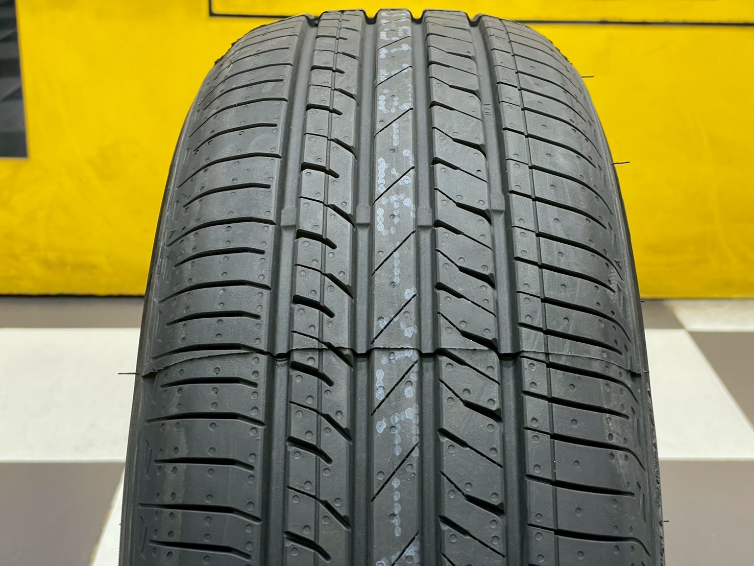 ยาง Westlake RP76+ ขนาด 195/60R16 ยางใหม่2025