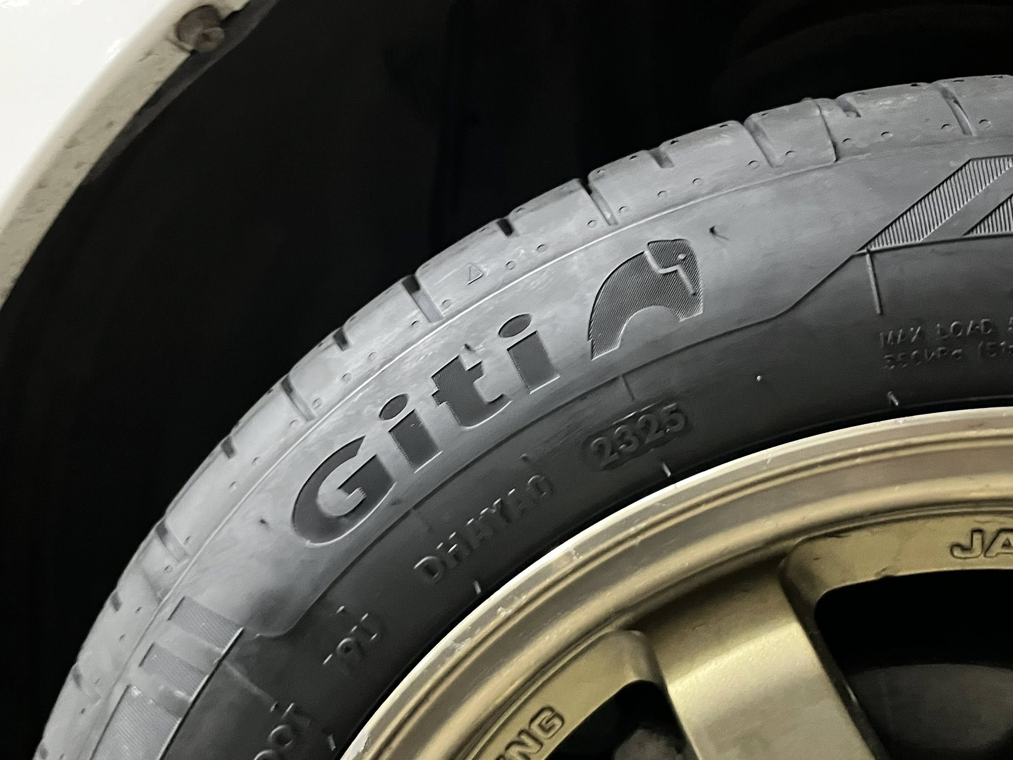 TOYOTA_VIOS🚘เปลี่ยนยาง 🛞🐘#GITI_SynergyH2_195/55R15