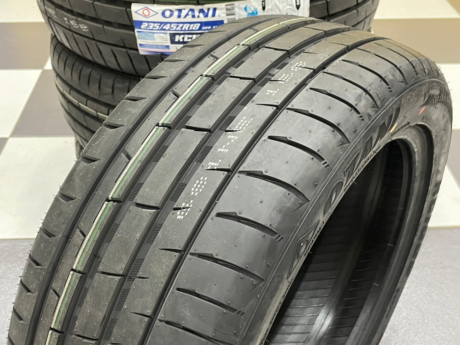 OTANI KC1000 235/45R18 ยางใหม่ปี2023