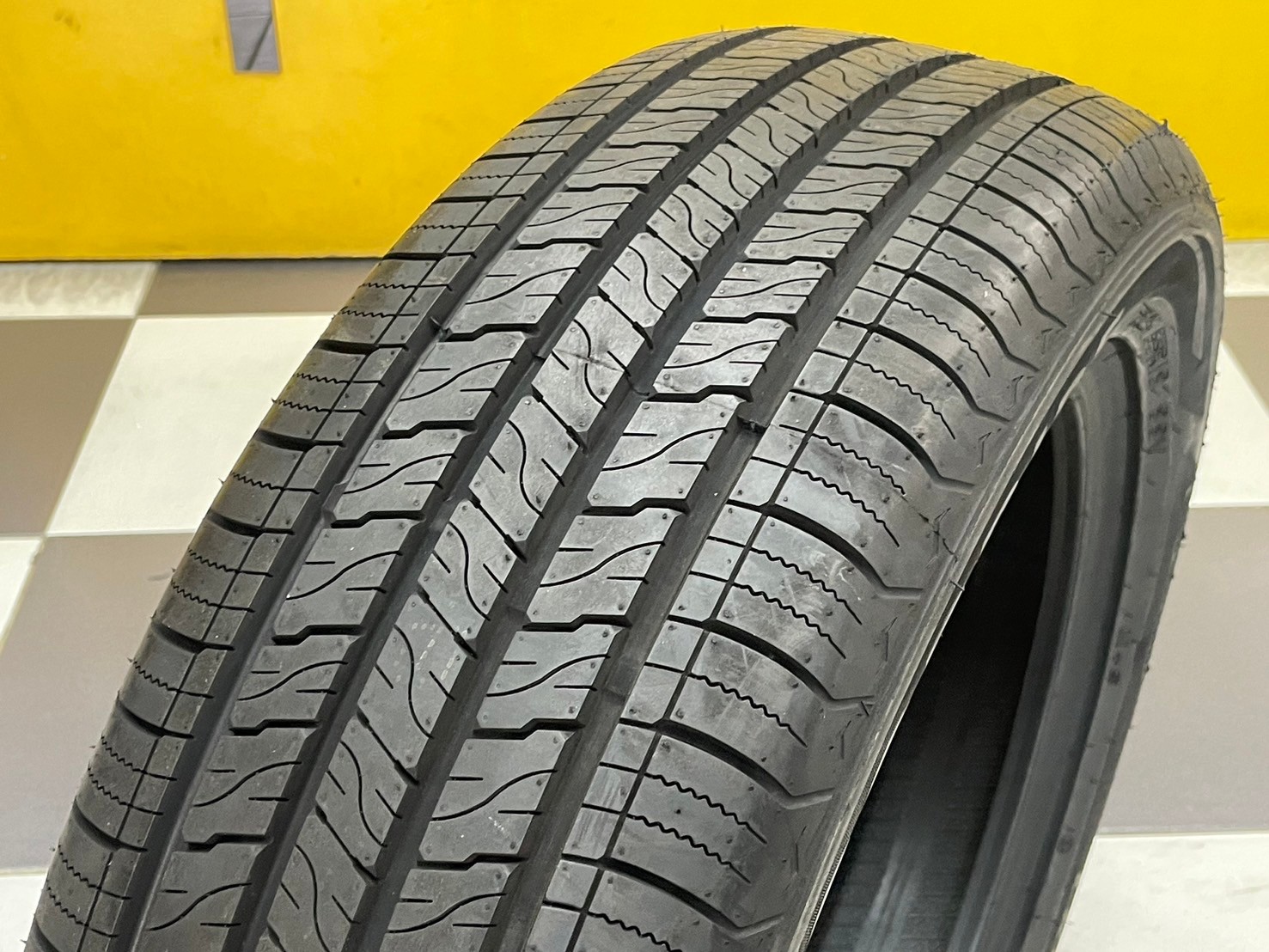 🔥🔥🔥ราคาโปรโมชั่น🔥🔥🔥 ยาง GOODRIDE SU320 225/55R19 ยางใหม่ปี2024