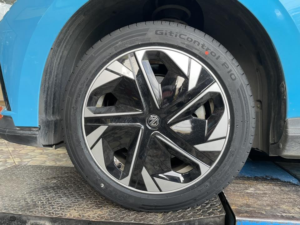 MG_MG4 🚘 เปลี่ยนยาง 🛞🐘#GITI_ControlP10_215/50R17