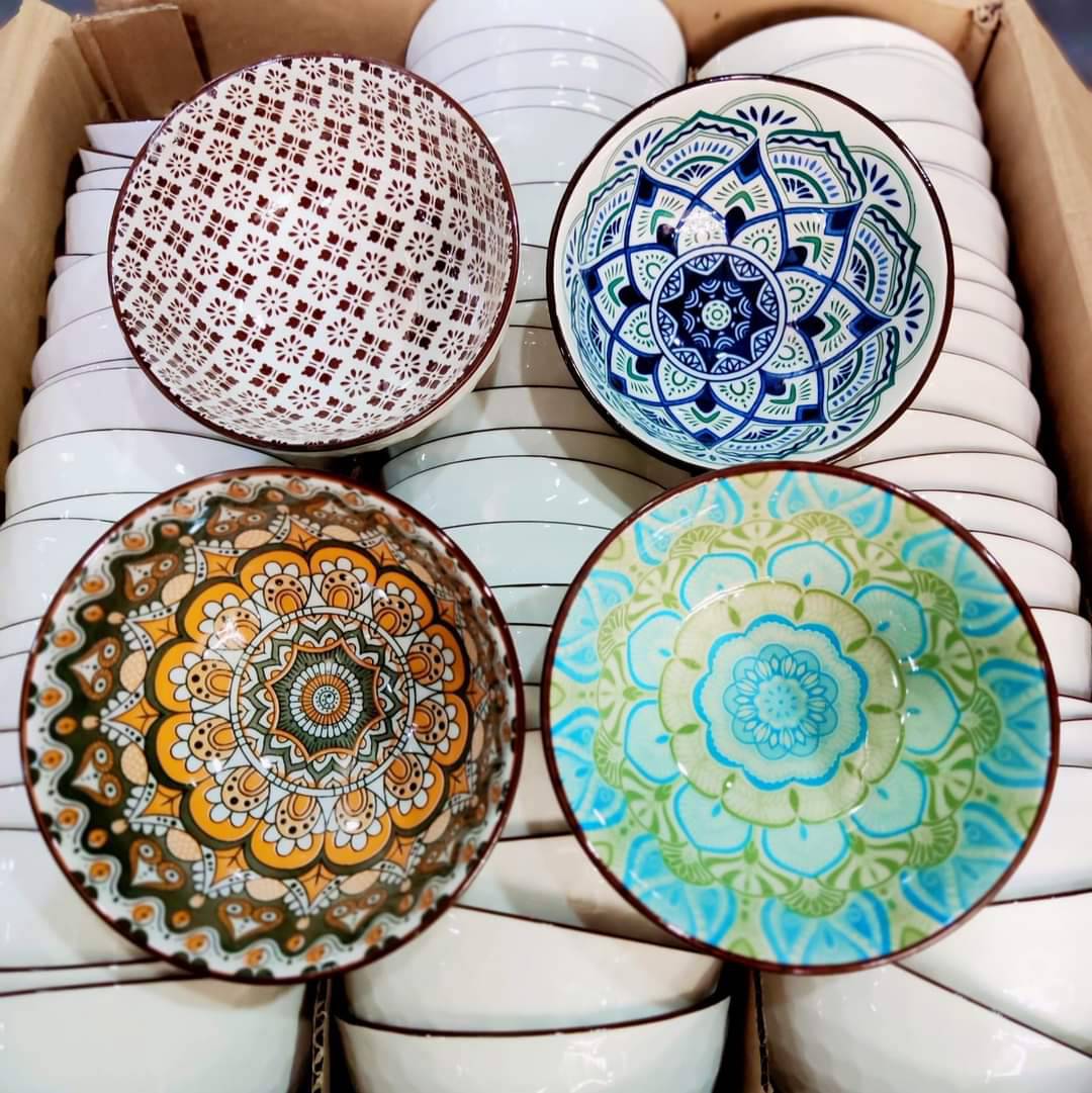 ชุดถ้วยเซรามิค พร้อมช้อน มีกล่องหูหิ้ว