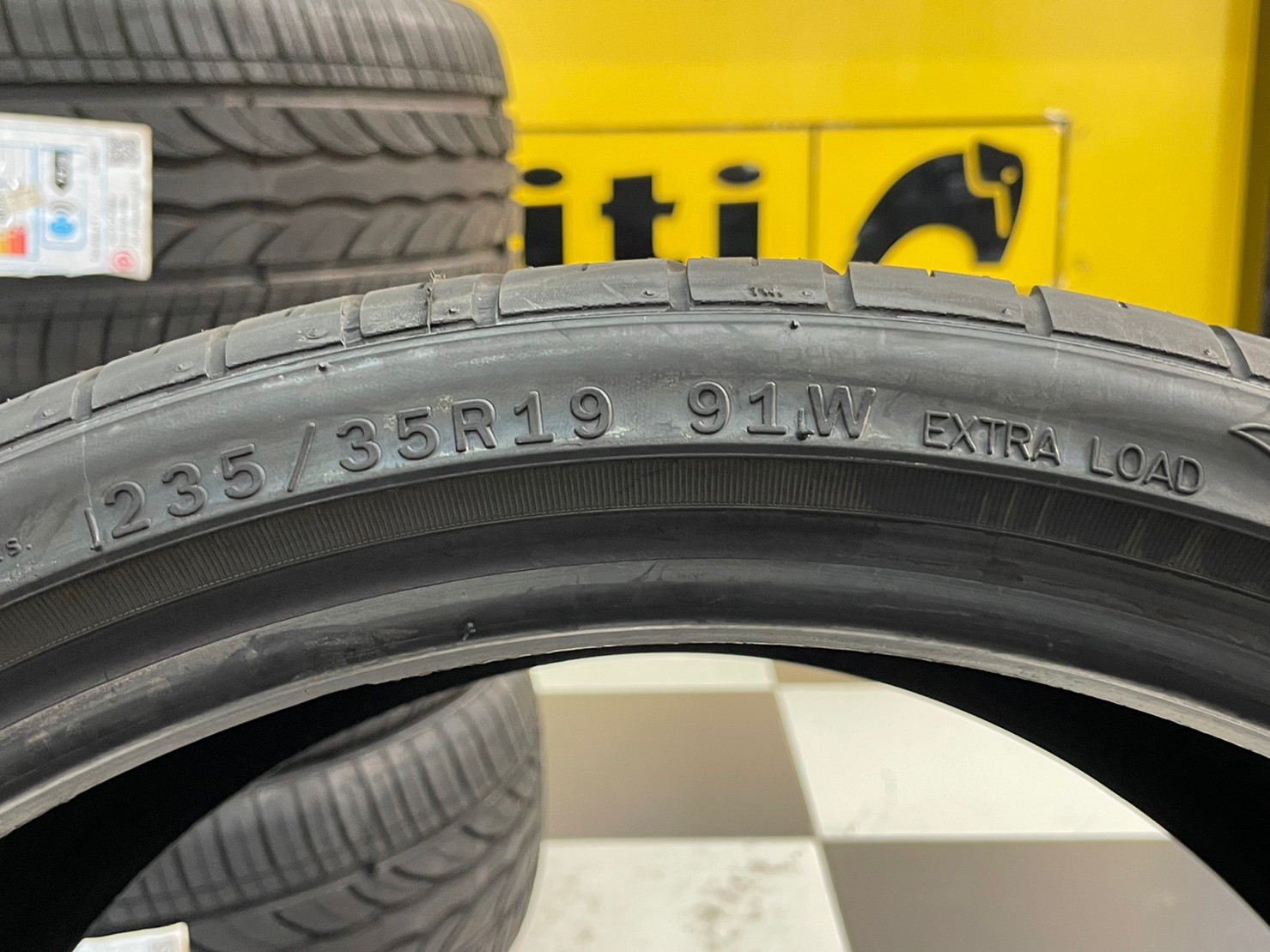 ยางใหม่ LINGLONG CROSSWIND 235/35R19💥💥 ยางสมมรถนะสูง ราคาโปรโมชั่นพิเศษ เพียง4 เส้น