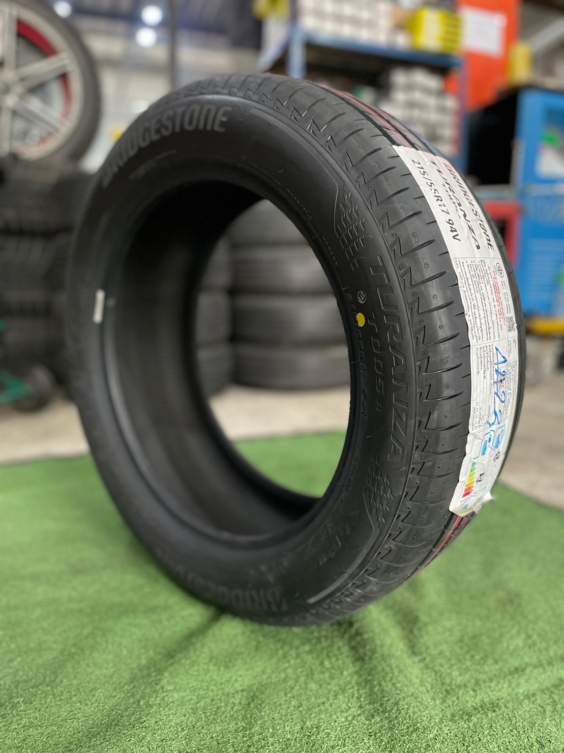 Bridgestone TuranzaT005A 215/55R17 ยางใหม่ปลายปี2022 (4เส้น)