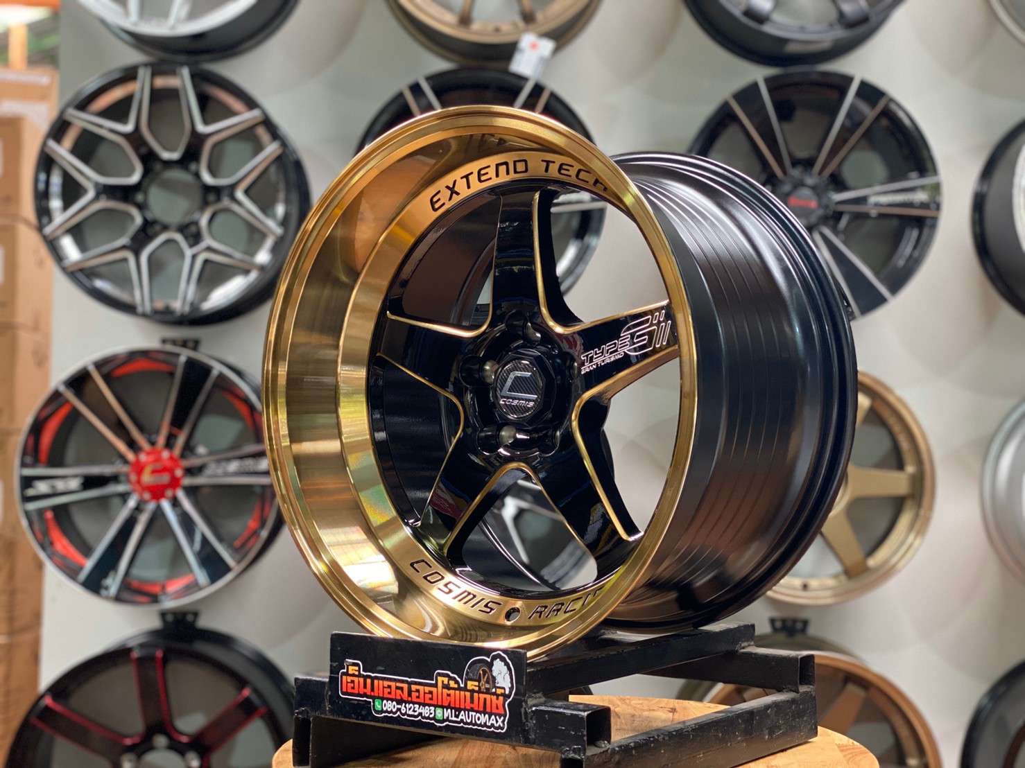 ล้อแม็กใหม่ขอบ18 5รู114.3 ลายใหม่ล่าสุด Cosmis TypeG Ver2 สีดำขอบก้านไดร์ทอง