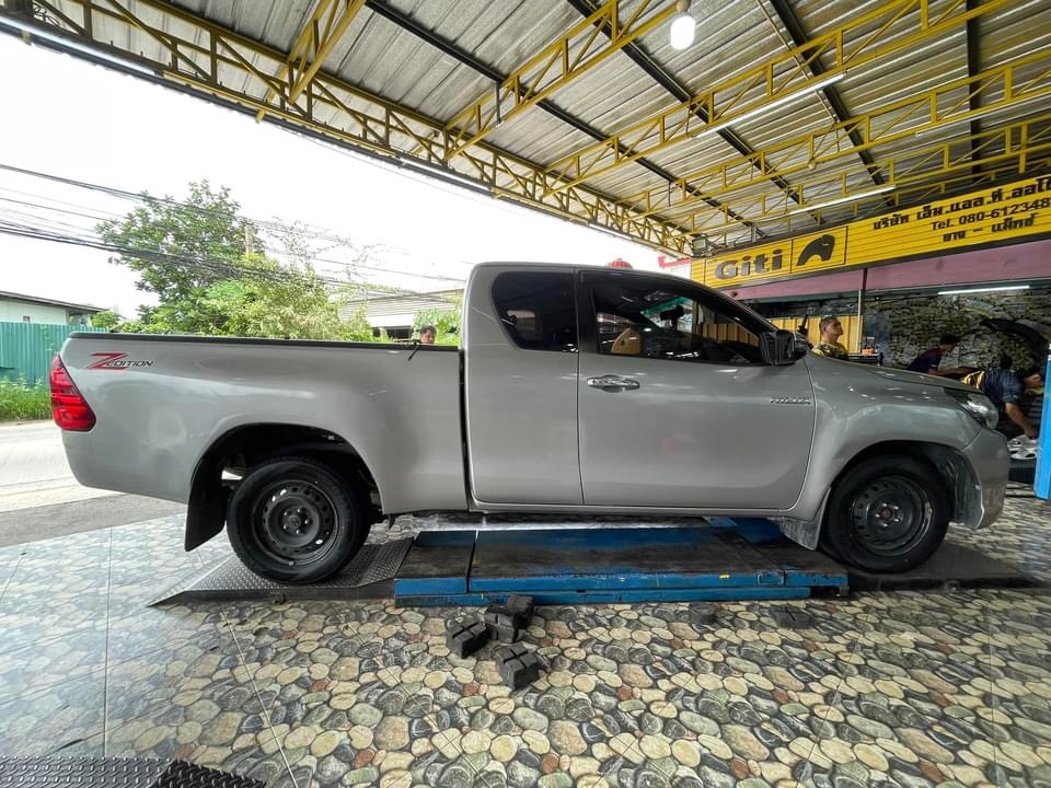 เปลี่ยนยาง🚘 #TOYOTA_REVO🛞 #OTANI #MK2000 215/65R16🔥 🔥🔥