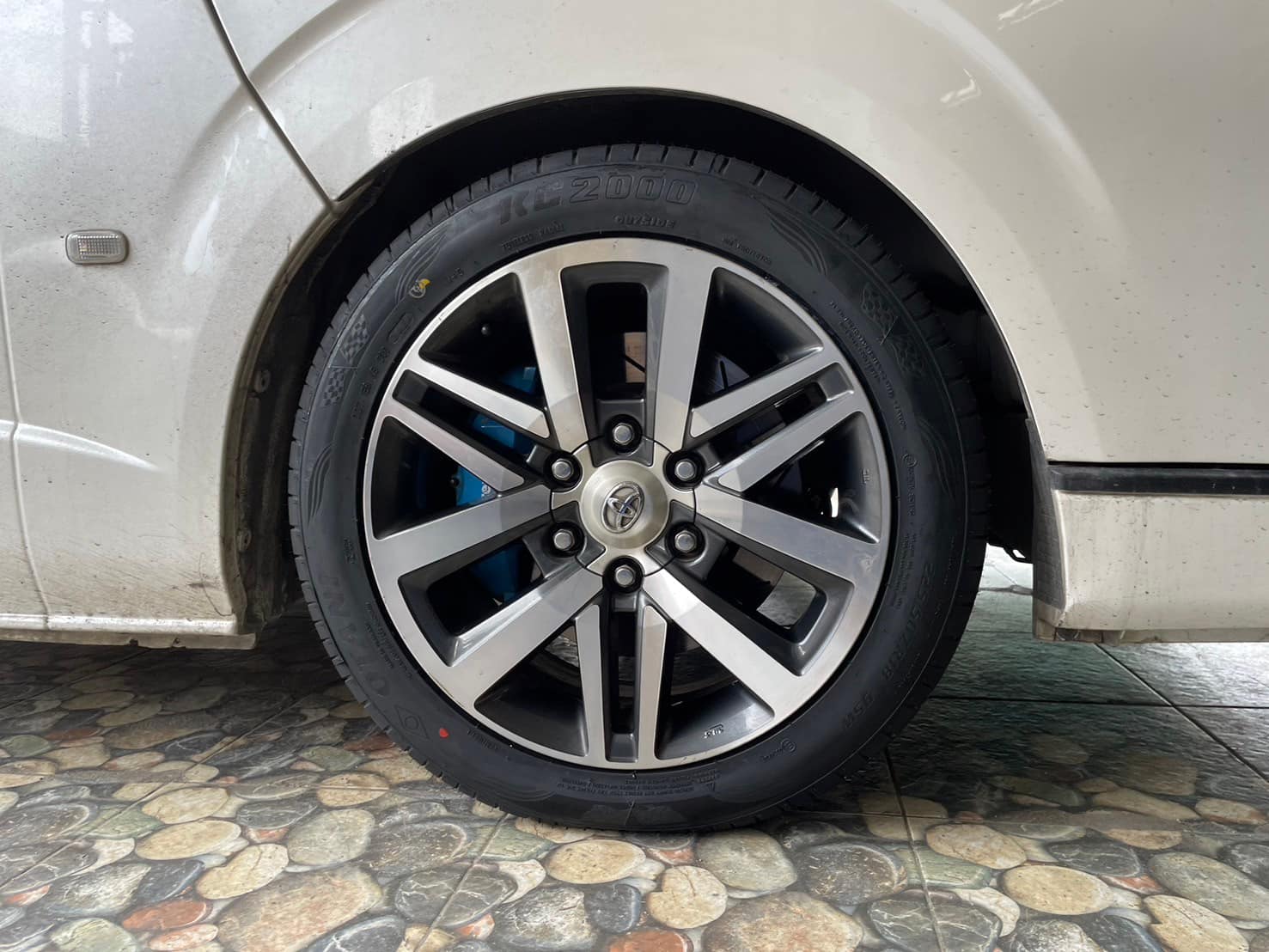 🚘 #รถตู้ #TOYOTA_Commuter #มั่นใจใช้ยางโอตานิ #OTANI KC2000 225/50R18 ยางใหม่ปี2024