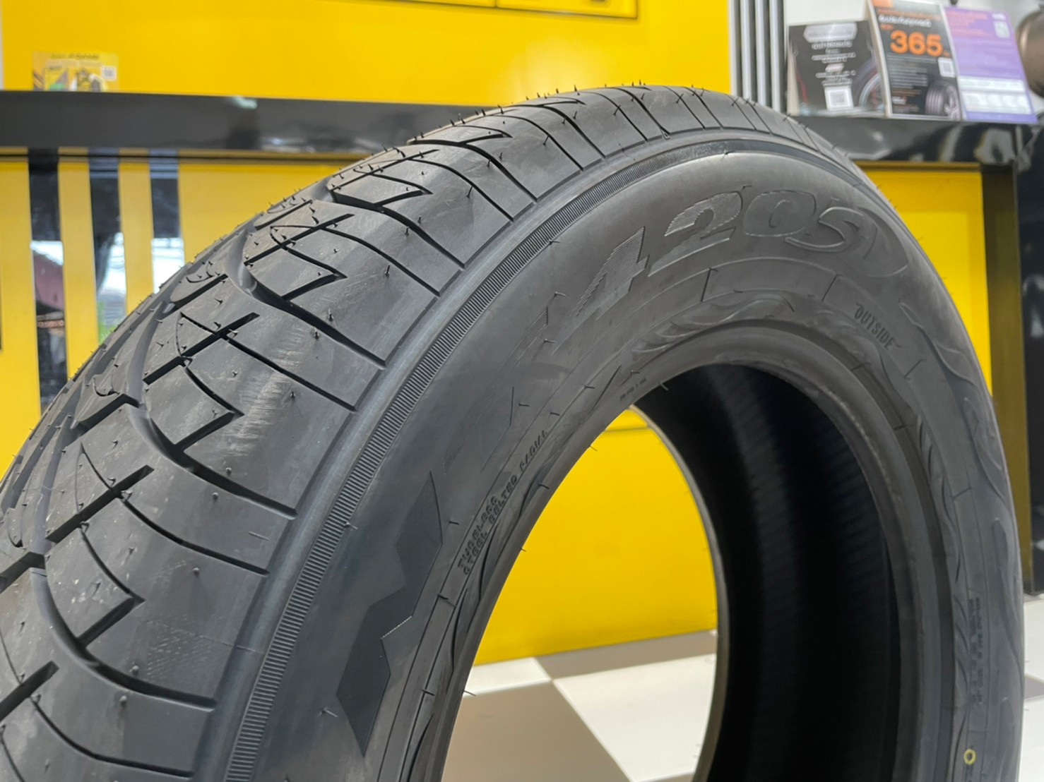 NITTO NT420SD 265/60R18 ยางลายซิ่ง สปอร์ต สมรรถนะสูง ยางใหม่ปี2021