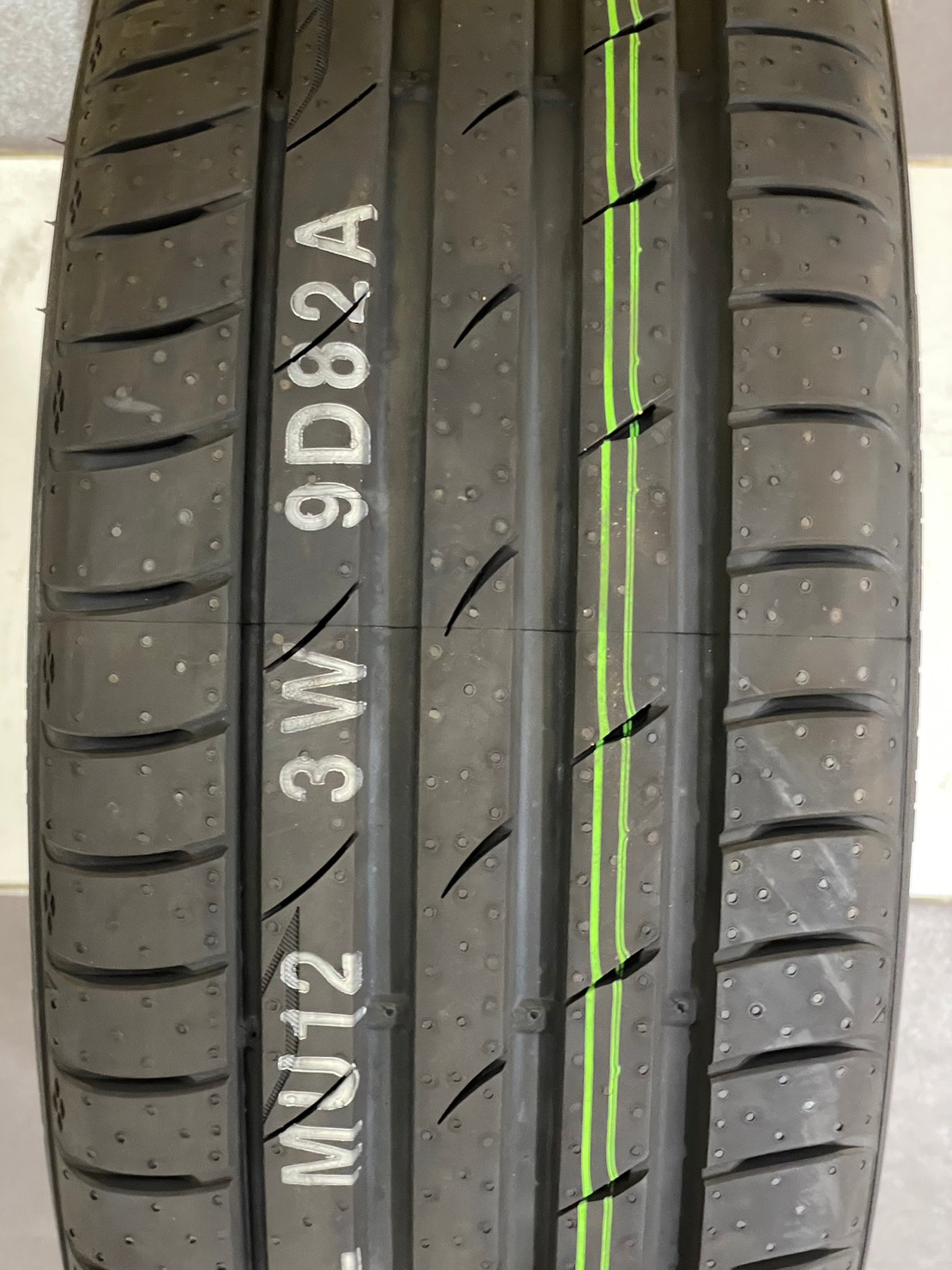 MARSHAL MU12 215/45R17 ยางใหม่ปี2023