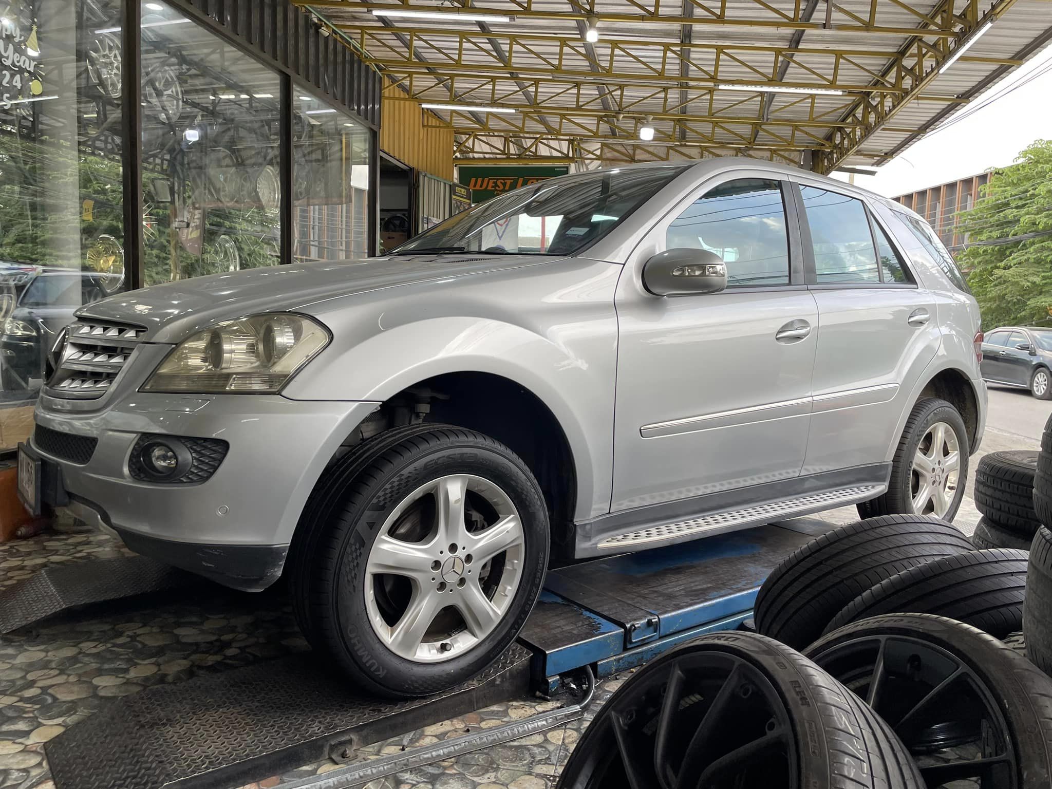 🛞❤️ #BENZ_ML280 CDI 🚘เปลี่ยนยาง 🛞🐘#KUMHO_PS71_255/55R19