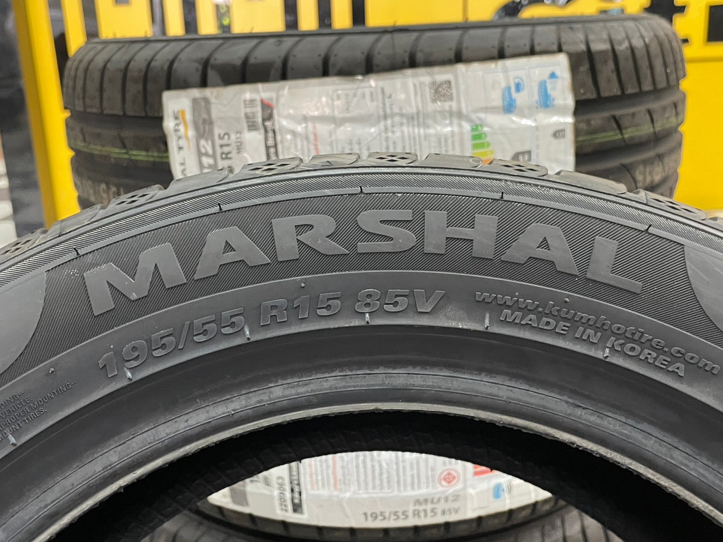 MARSHAL MU12 195/55R15 ยางใหม่ปี2023