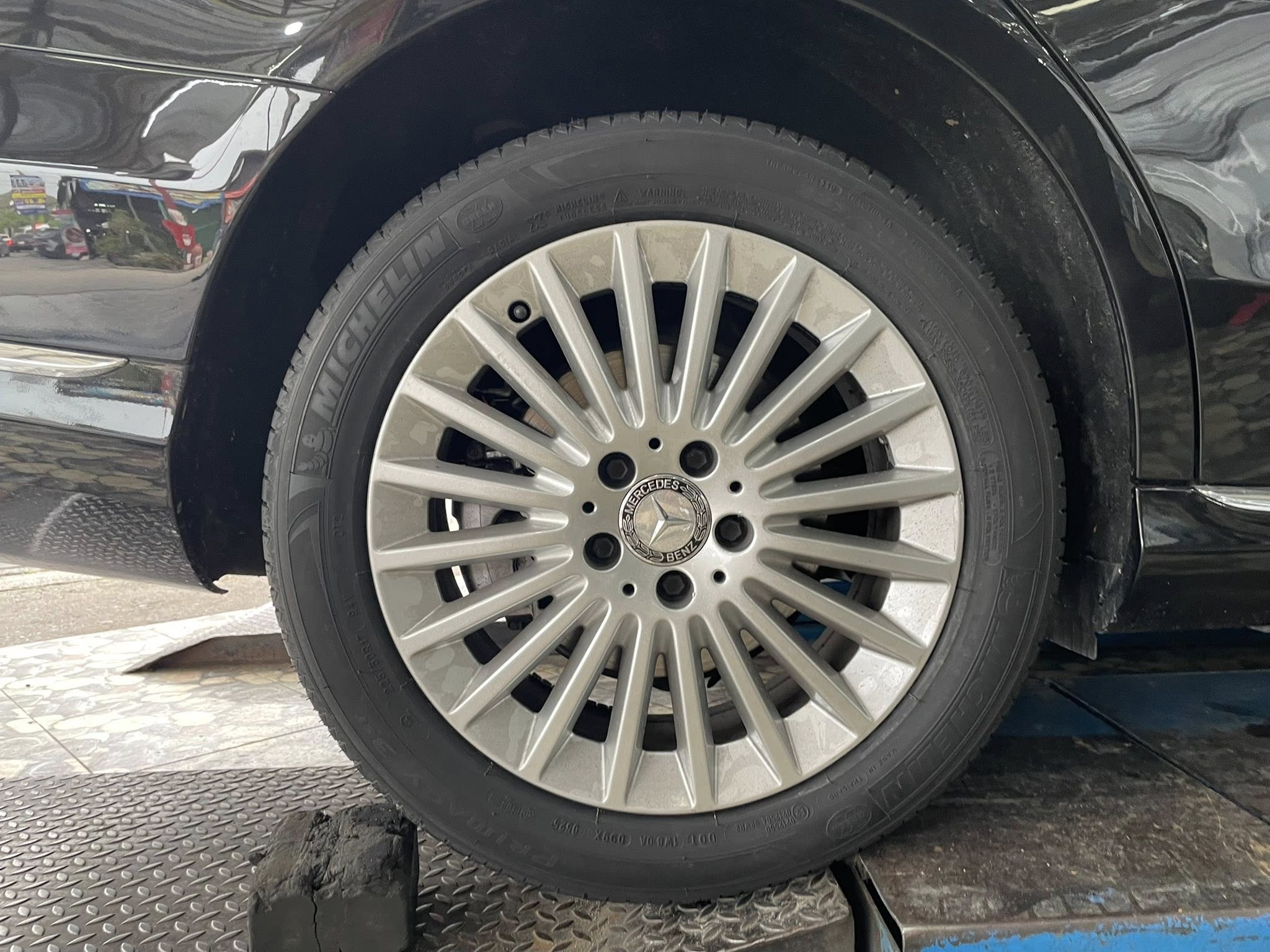 #BENZ_C180🚘❤️💫 🛞🐘#MICHELIN_Primacy 3 ST 225/50R17