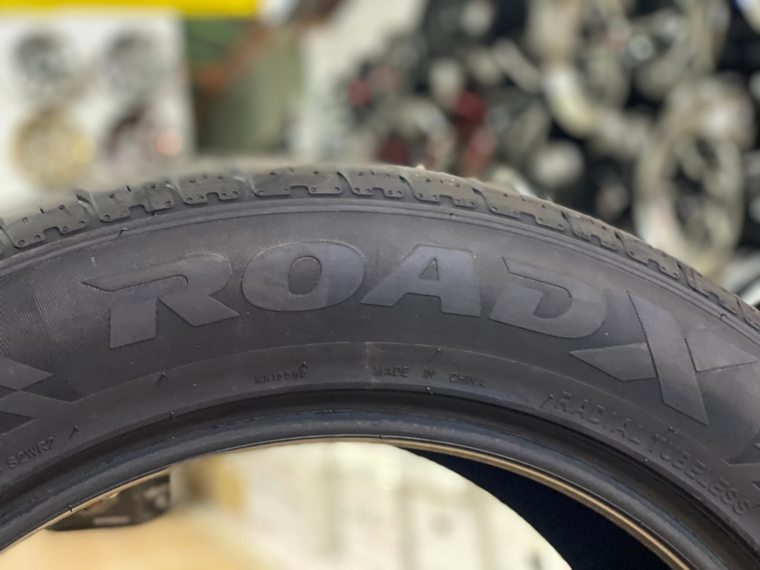 ROADX 265/50R20 ยางรถยนต์ขอบ20 รุ่น RXMOTION U11 ยางรถยนต์คุณภาพดี