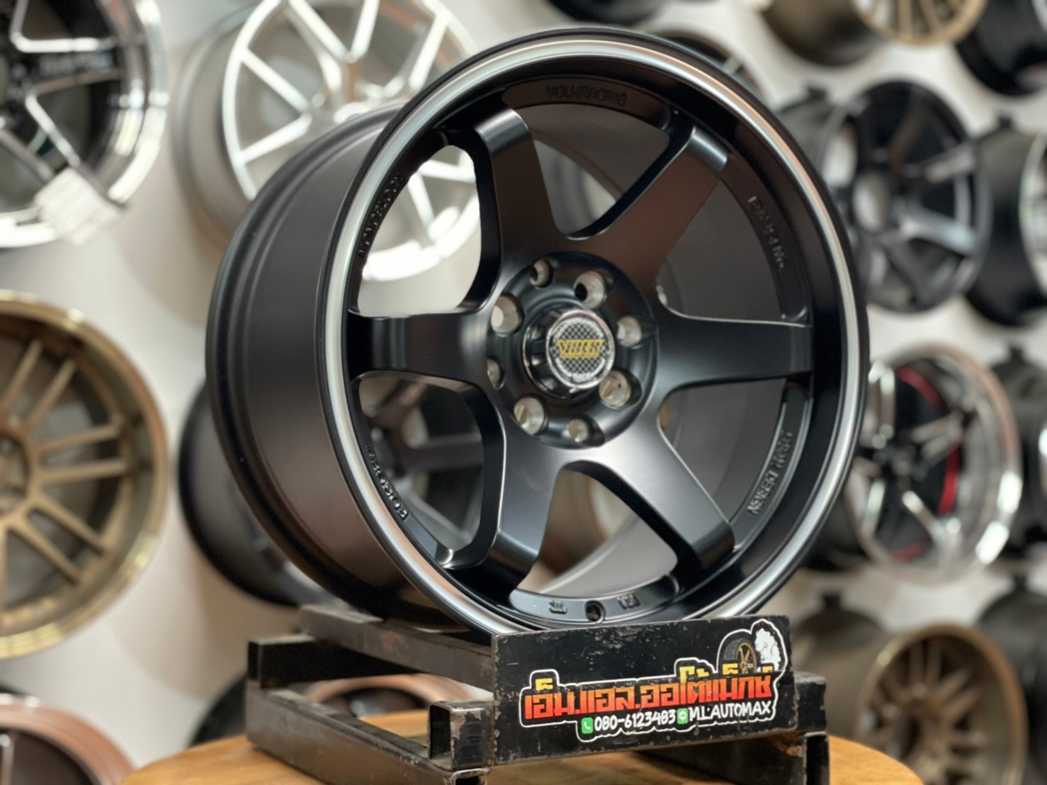 ล้อแม็กซ์ใหม่ TE37 ขอบ15 กว้าง8.25 4รู100และ4รู114.3 สีดำเงาขอบกลึงมิลลิ่งเงิน