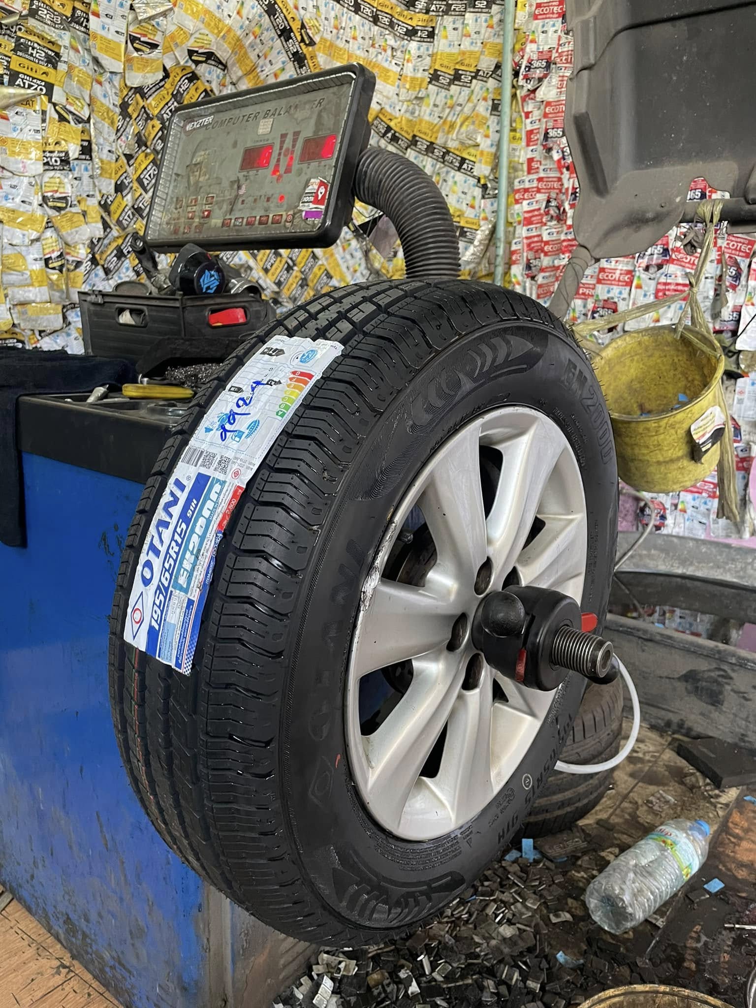 🚘 #TOYOTA_ALTIS เปลี่ยนยาง #OTANI #EK2000 195/65R15