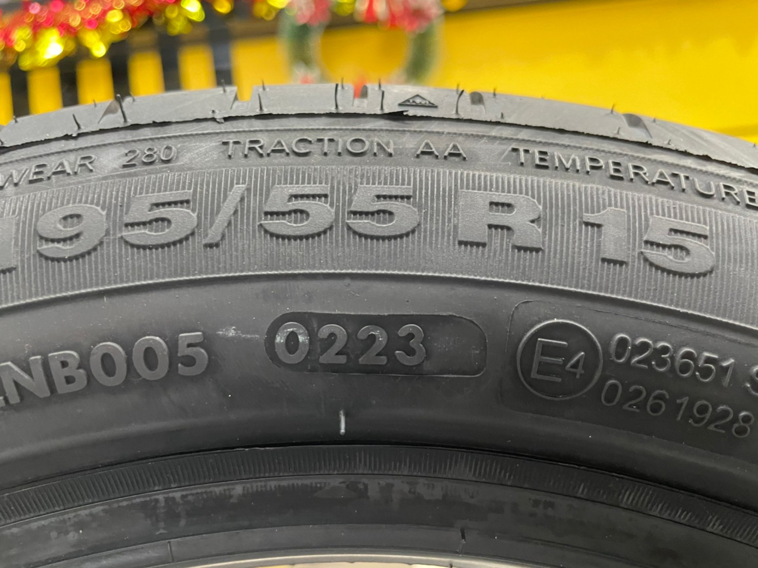 APOLLO Alnac 4G ·195/55R15 ยางใหม่ปี2023