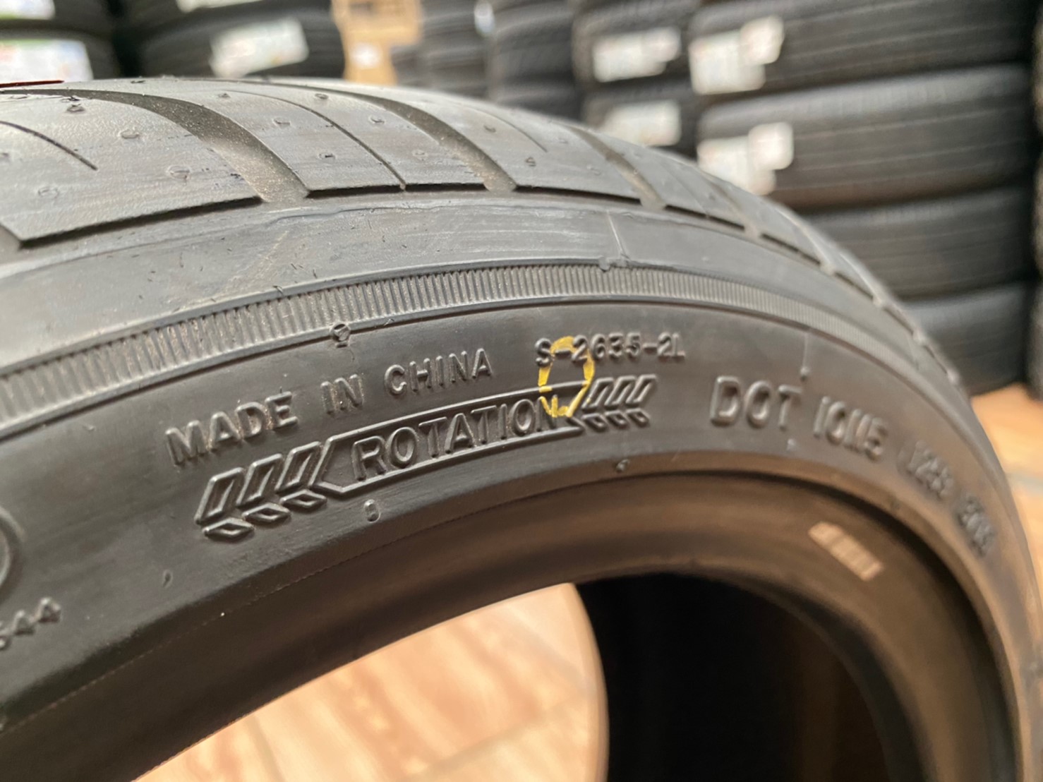 ยางแก้มเตี้ย Nankang NS-2 195/45R15 ยางสปอร์ต สำหรับยางเรโทร