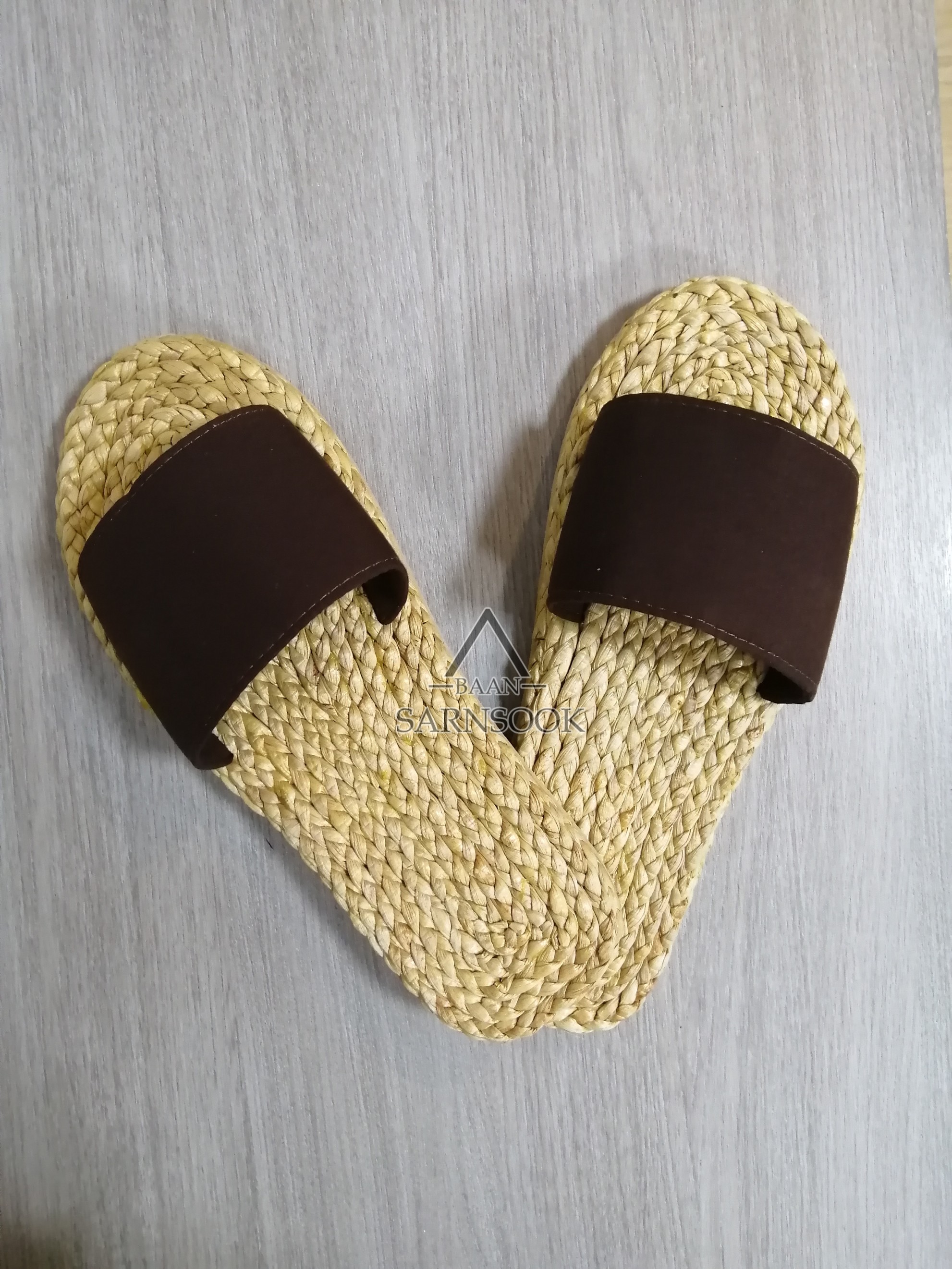 BSS701W: รองเท้าแตะสาน ราคาส่ง 1โหล:12คู่