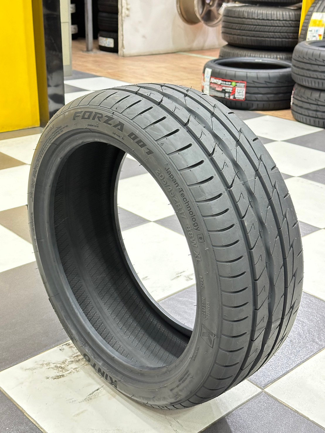 KINTO FORZA 001 Treadwear 280 205/45R17 ยางใหม่ปี2024