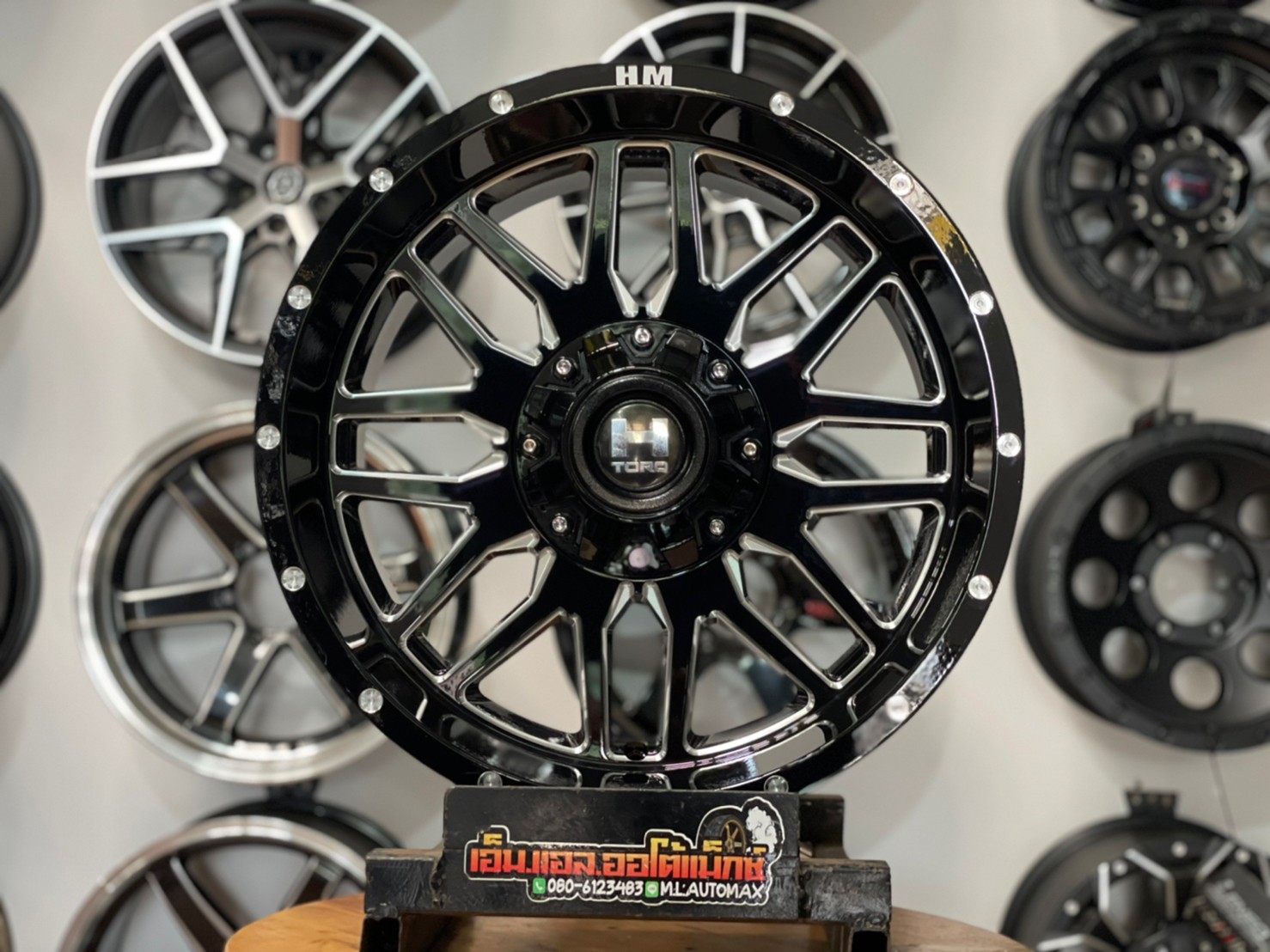 ล้อแม็กซ์ขอบ18 ออฟโรด HAMMER H02 18x9 ET0 6x139.7 สีดำขอบกลึงเลเซอร์