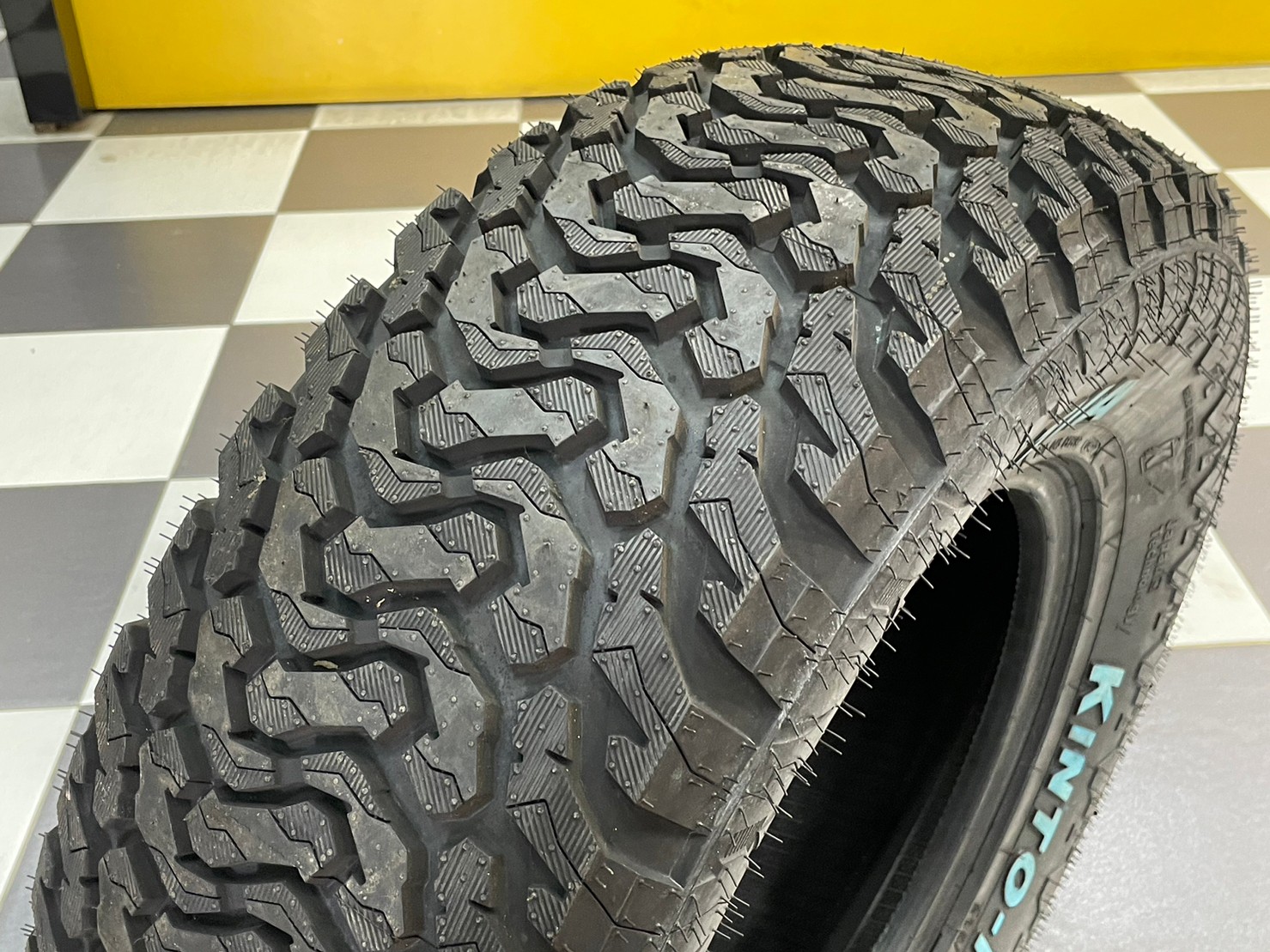 KINTO KAIJU-2 265/70R16 ยางใหม่ปี2022