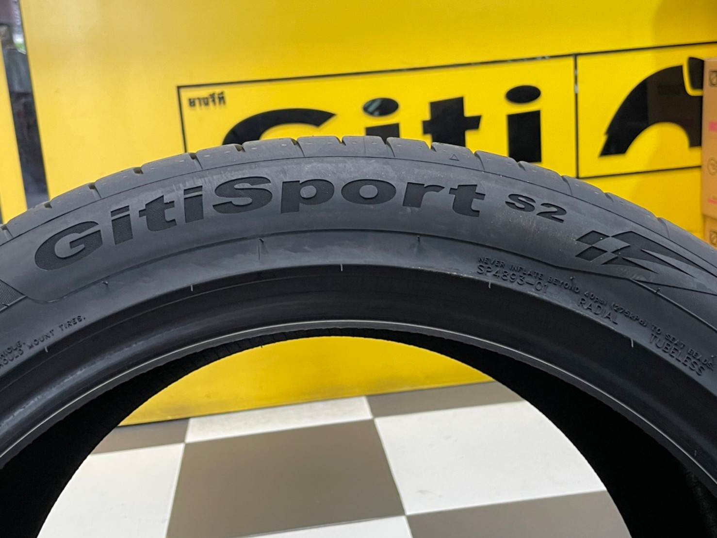 GITI SportS2 275/40R19 ยางใหม่ปี2022 ราคาโปรโมชั่นพิเศษ พร้อมติดตั้งฟรี