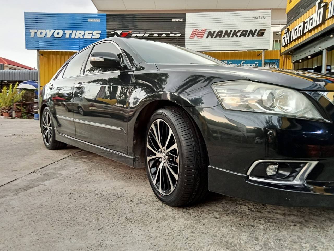 🚘#TOYOTA_CAMRY เปลี่ยนยางจีที 🛞 #GITI #ControlP10 235/45R18 ยางแบรนด์ประเทศสิงคโปร์ เทคโนโลยีการผลิตเยอรมัน