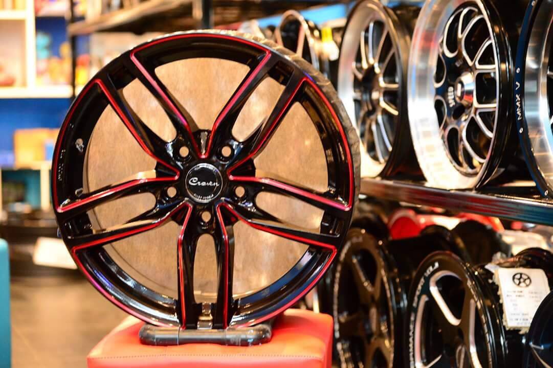 ล้อแม็ก Tron 17x7.5 5/114.3 et42.วงละ3750 บาท
