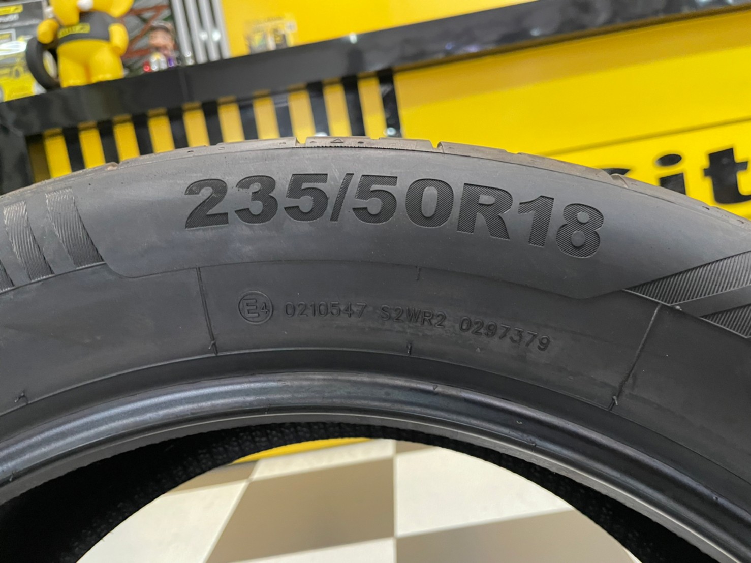 GITI Synergy H2 225/50R18 ยางใหม่ปี2022 ราคาโปรโมชั่นพิเศษ พร้อมติดตั้งฟรี