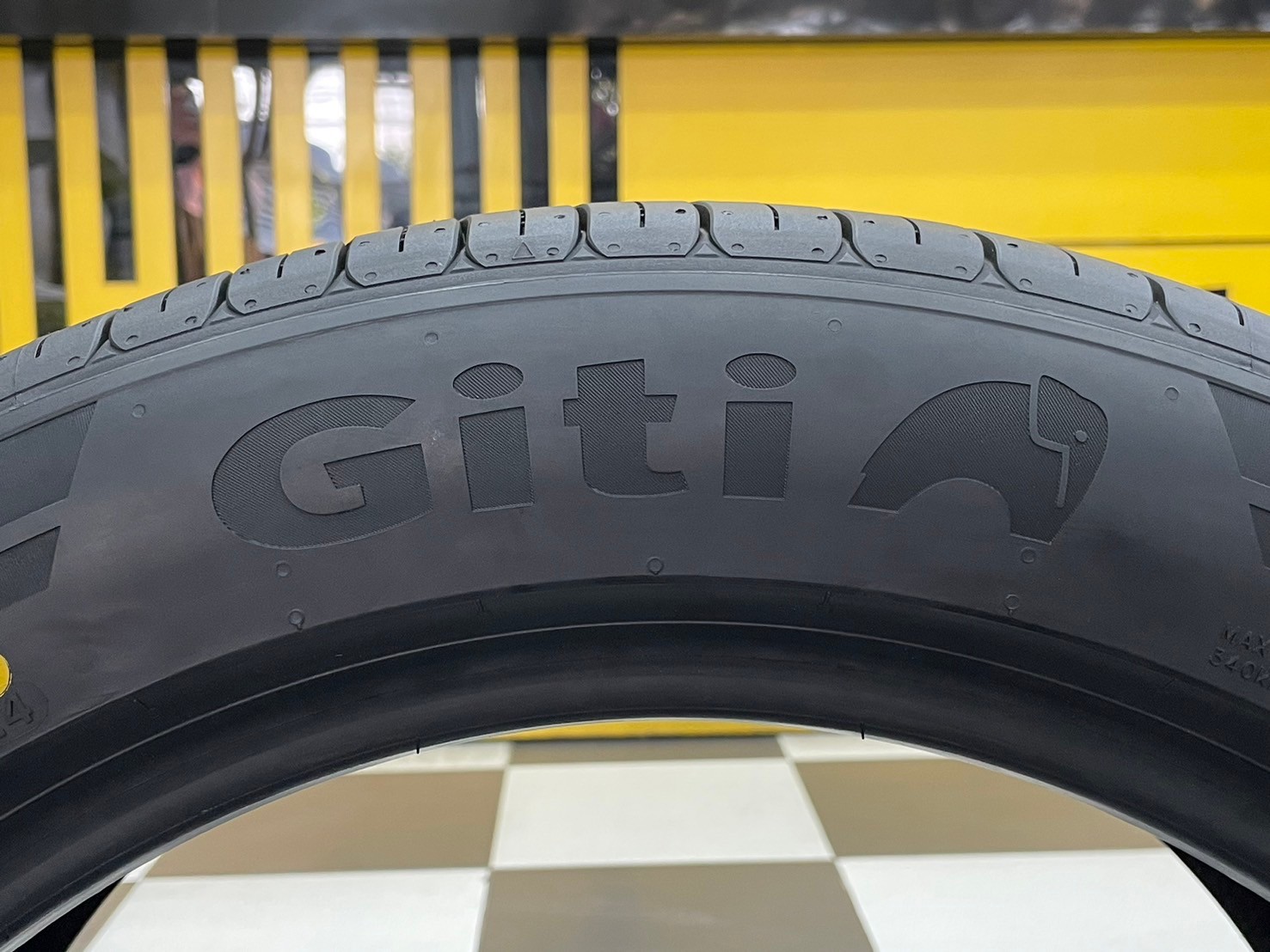 🔥Giti control P10 235/50R18 ยางใหม่ปี2024
