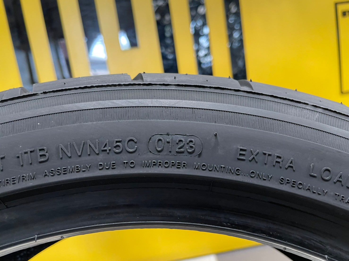 ยางลายซิ่ง 🔥🔥🔥#Landsail #RS009 205/45R17 ยางใหม่ปี2023 (4เส้น)