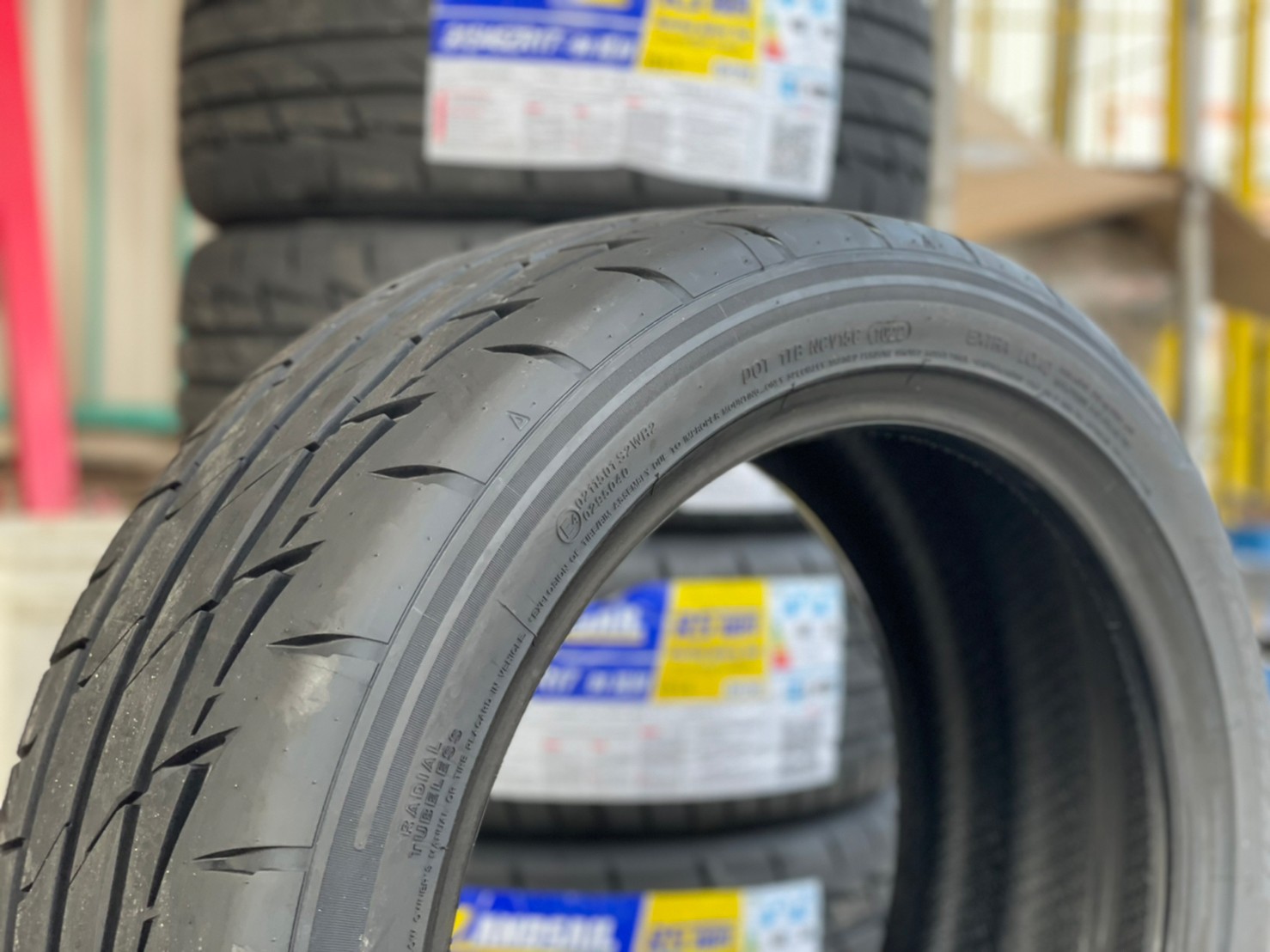 Landsail RS009 215/45R17ยางลายซิ่ง 🔥🔥🔥 ยางสปอร์ตนุ่มหนึบ