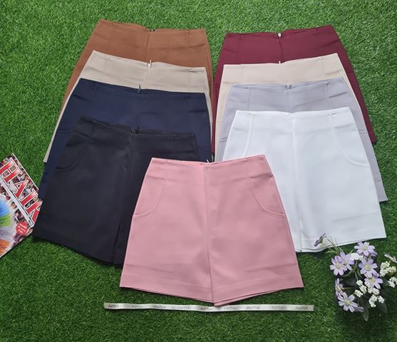 กางเกงขาสั้นเอวสูง ซิปหลัง ขอบเอวหลบ ผ้าดับเบิ้ล สวยมาก เก็บพุงอย่างเนียน สาว ๆ ใส่แล้วทรงสวย น่ารัก
