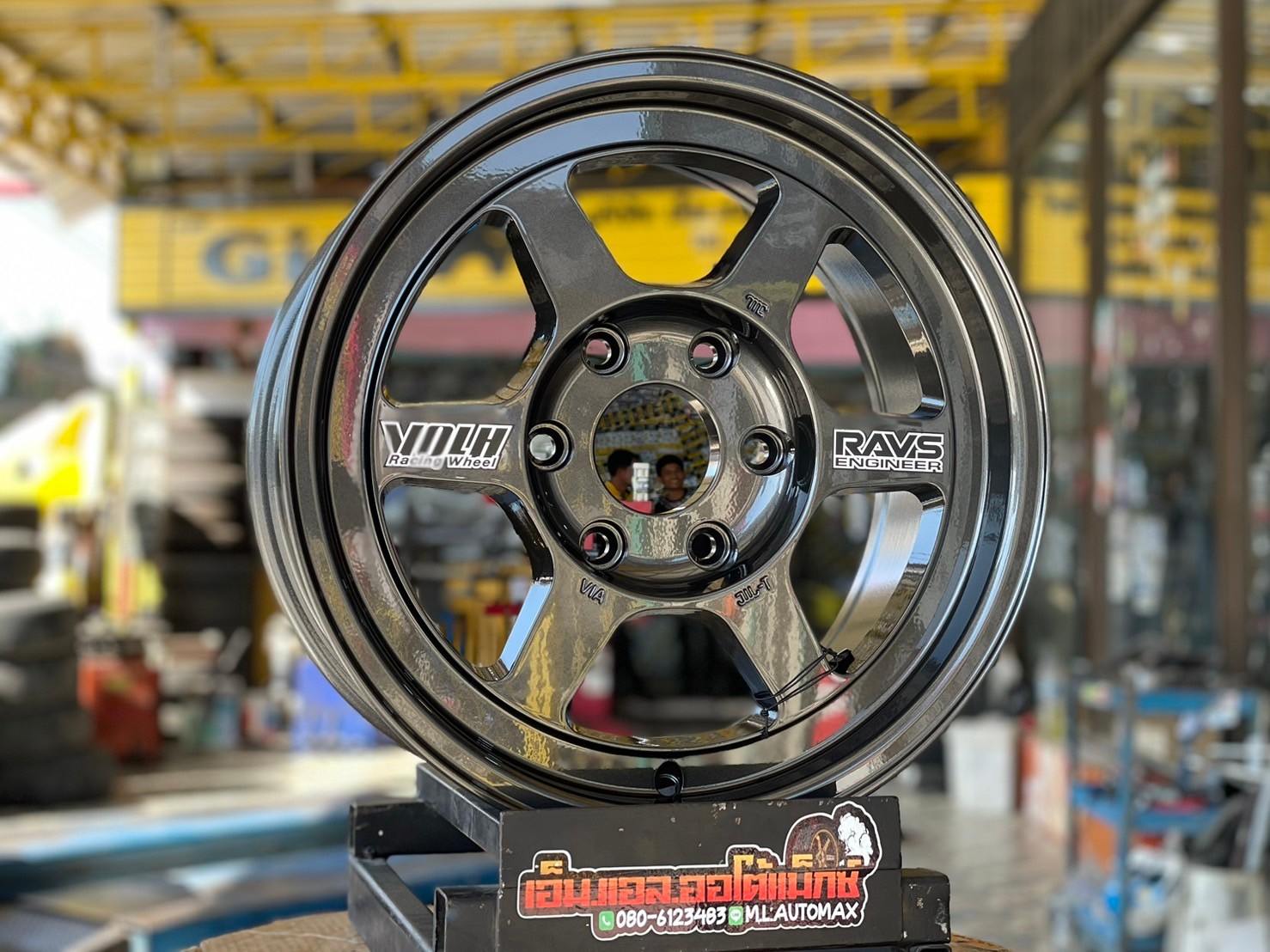 #TE37 16x8 ET25 6x130 สีเทากัน สำหรับรถตู้รุ่นใหม่