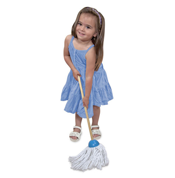8600 Dust! Sweep! Mop! Age: 3 Years+