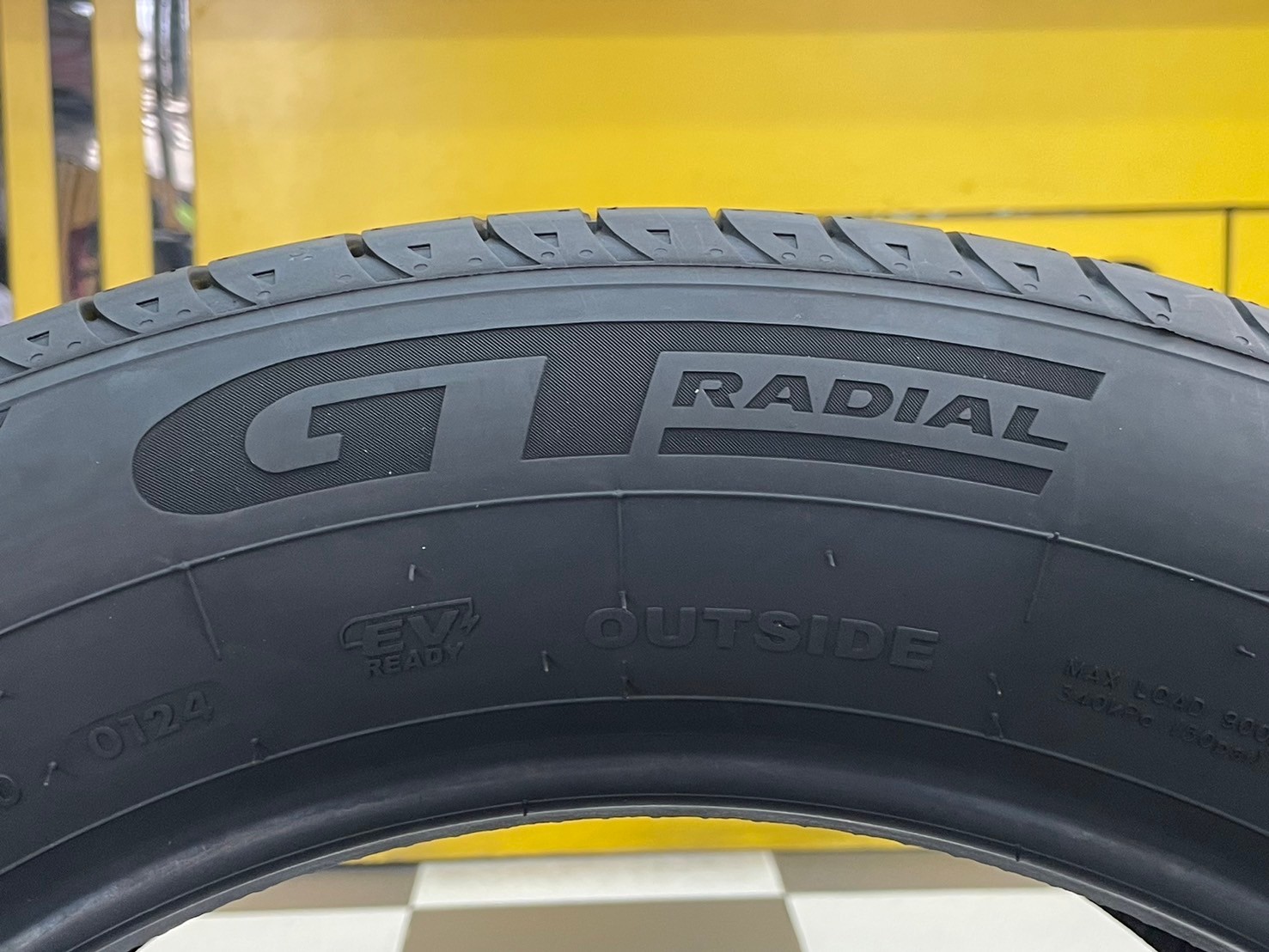 GT RADIAL FE2 235/55R18 ยางใหม่ปี2024