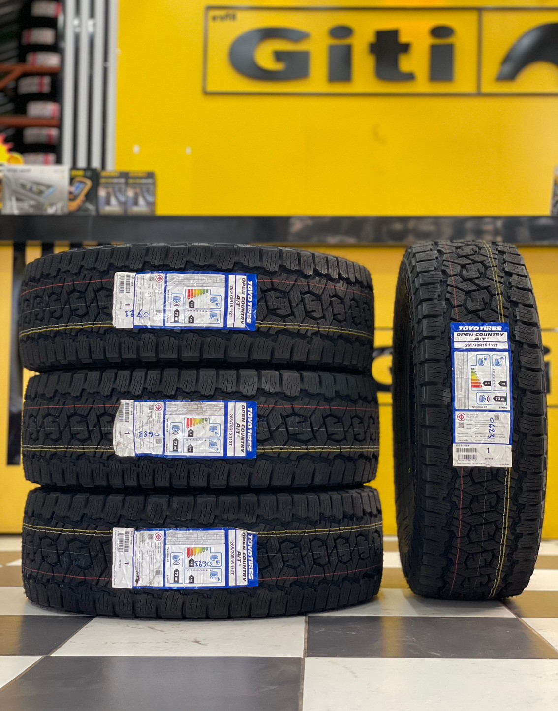 TOYO OPEN COUNTRY AT III 265/70R16 ยางใหม่2024 (4เส้น) ราคาพิเศษ