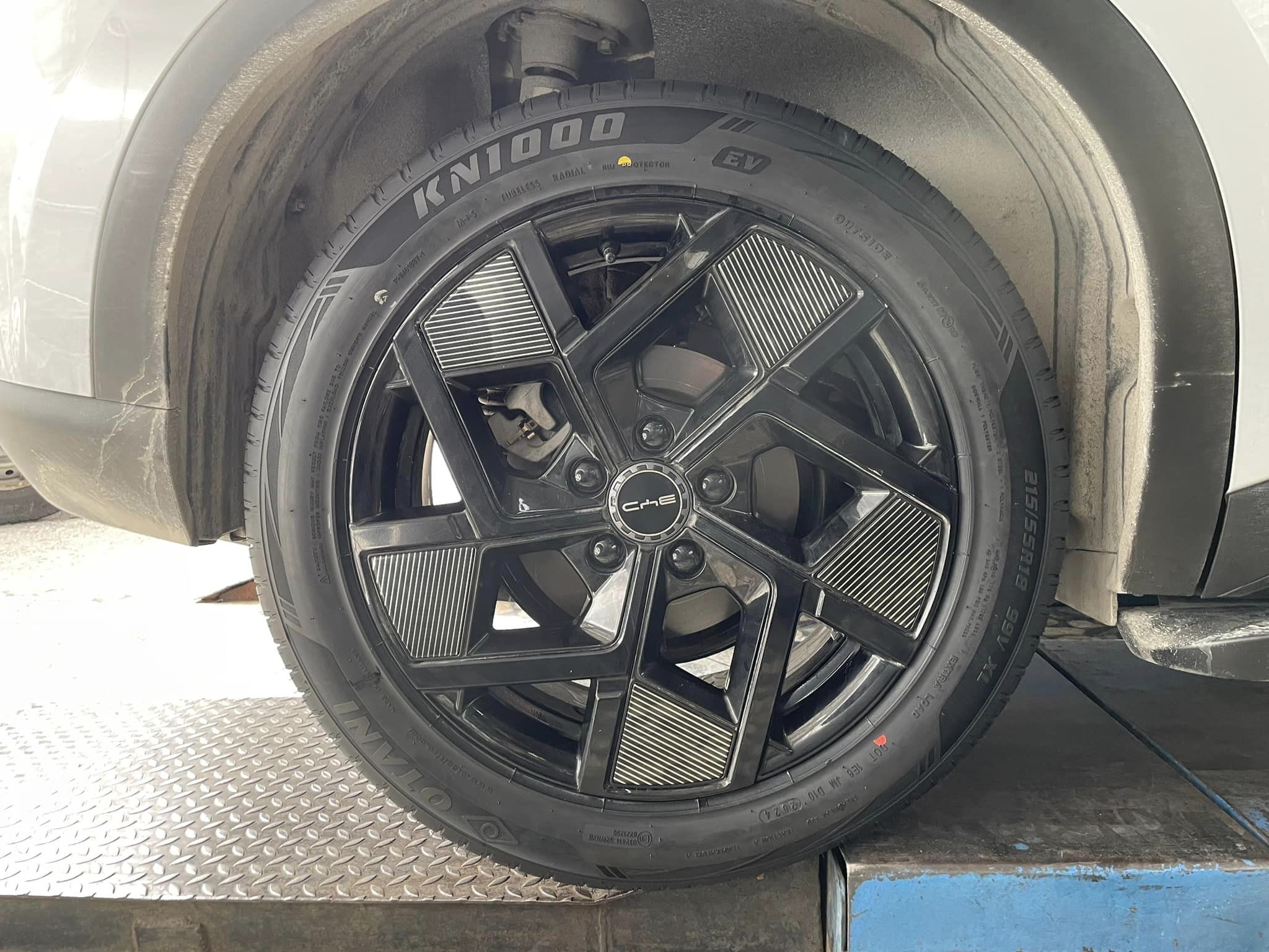 🚘 #BYD_ATTO3 เปลี่ยนยาง 🛞 #OTANI #KN1000 215/55R18🔥 🔥