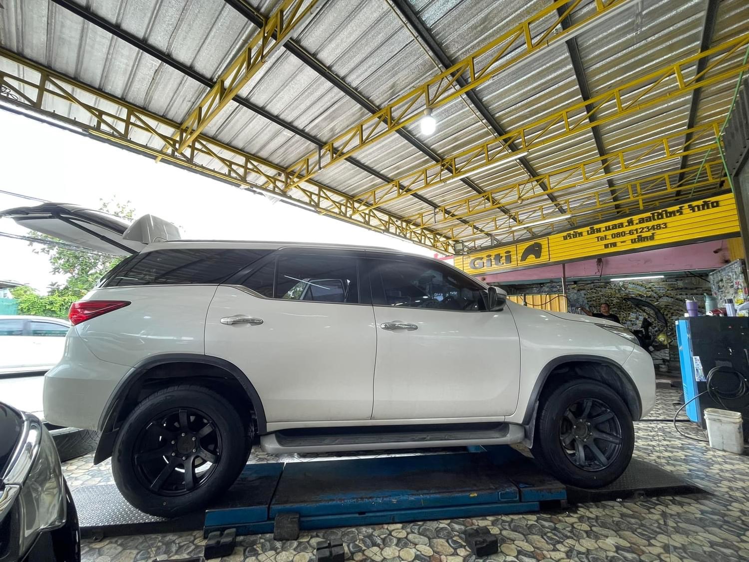 #TOYOTA_FORTUNER เปลี่ยนยาง 🛞#NITTO_NT420SD_265/60R18