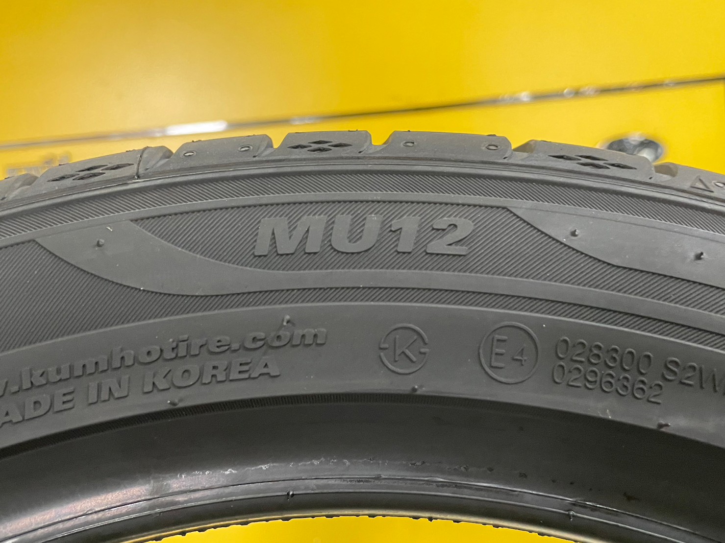 MARSHAL MU12 215/45R17 ยางใหม่ปี2023