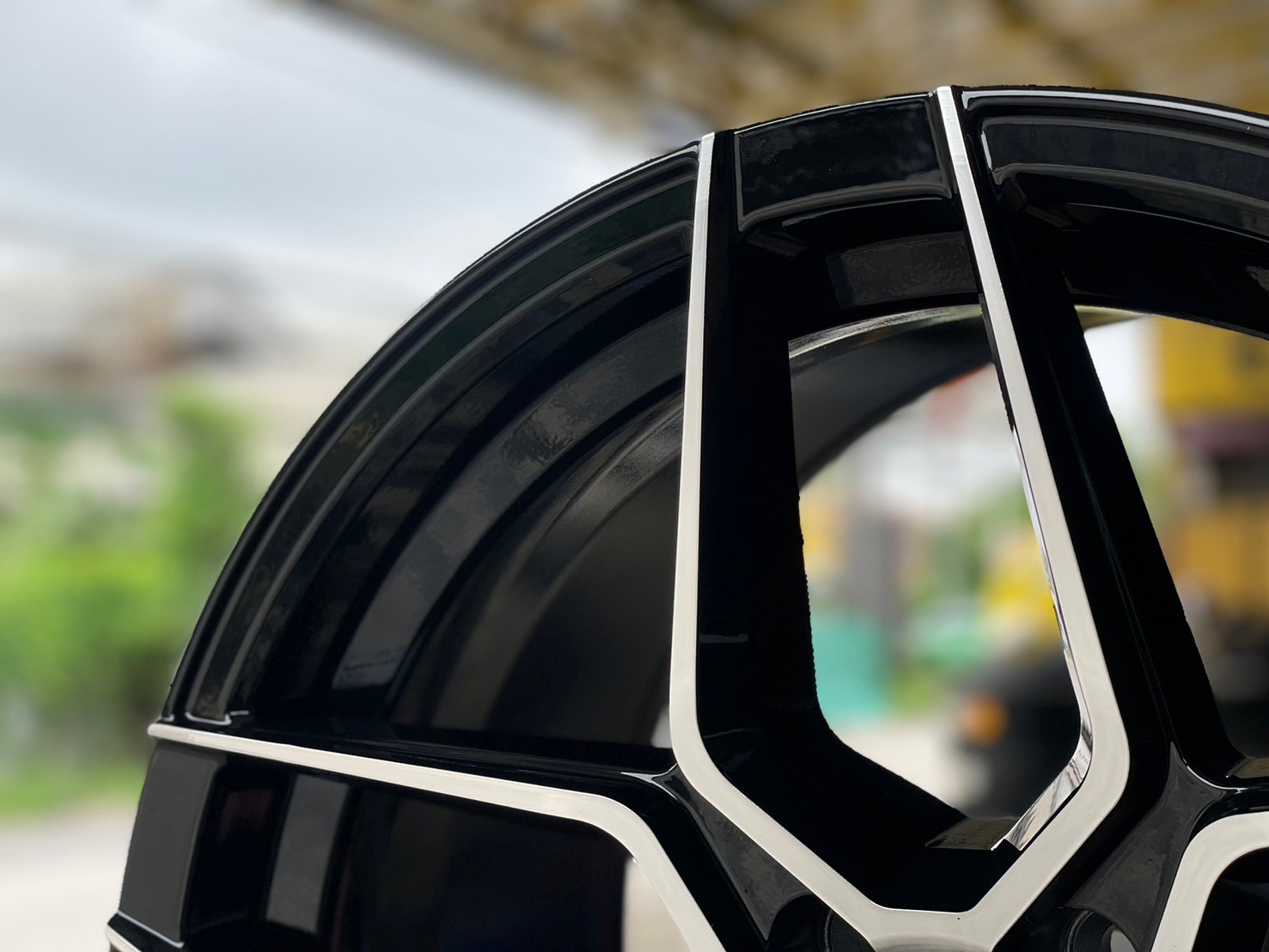 #ล้อแม็กซ์ขอบ18 #SSW366 หล่อ เท่ สไตล์VIP 18x9 ET40 5x114.3 สีดำขอบขาวเงา