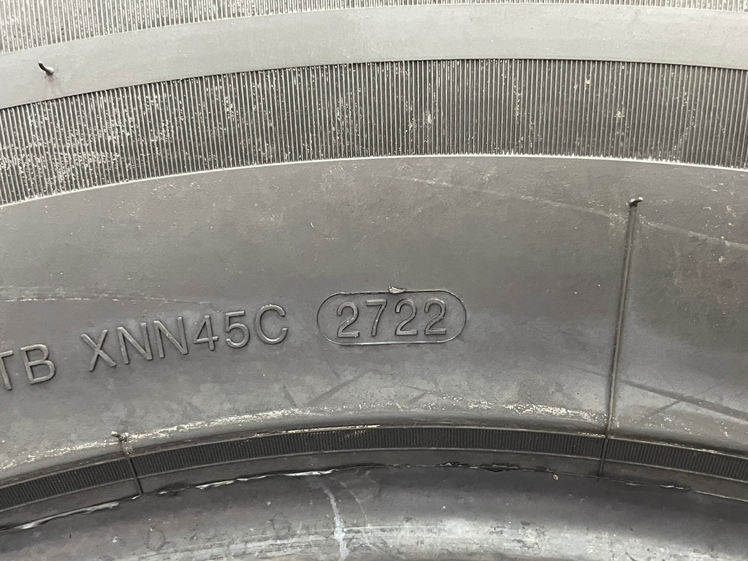 ยางสปอร์ตลายซิ่ง คุณภาพดี Lansail RS009 265/60R18 (4เส้น)
