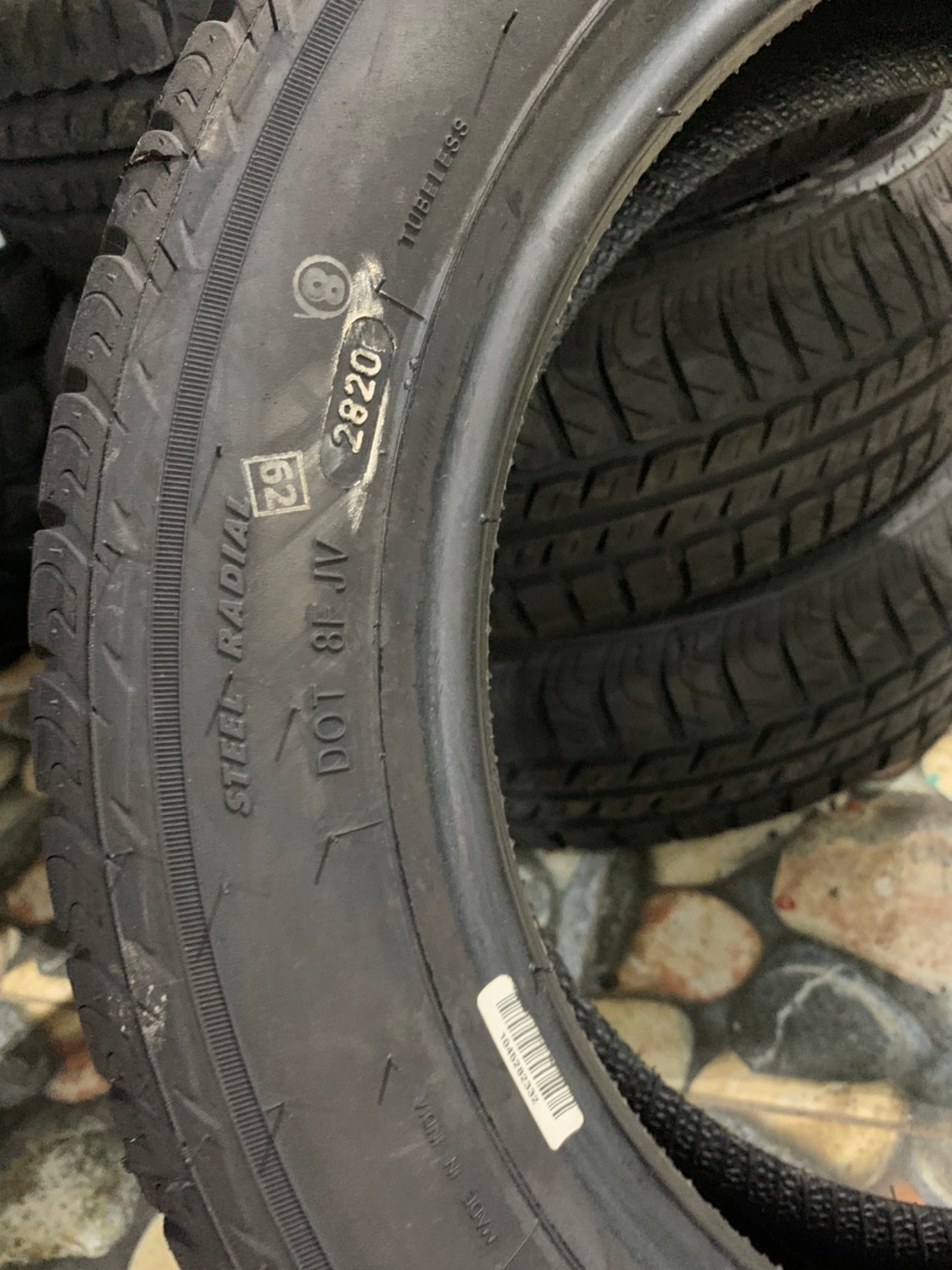 155/65R14 ยางใหม่ Apollo Amezer ยางปี2020 คุณภาพดี